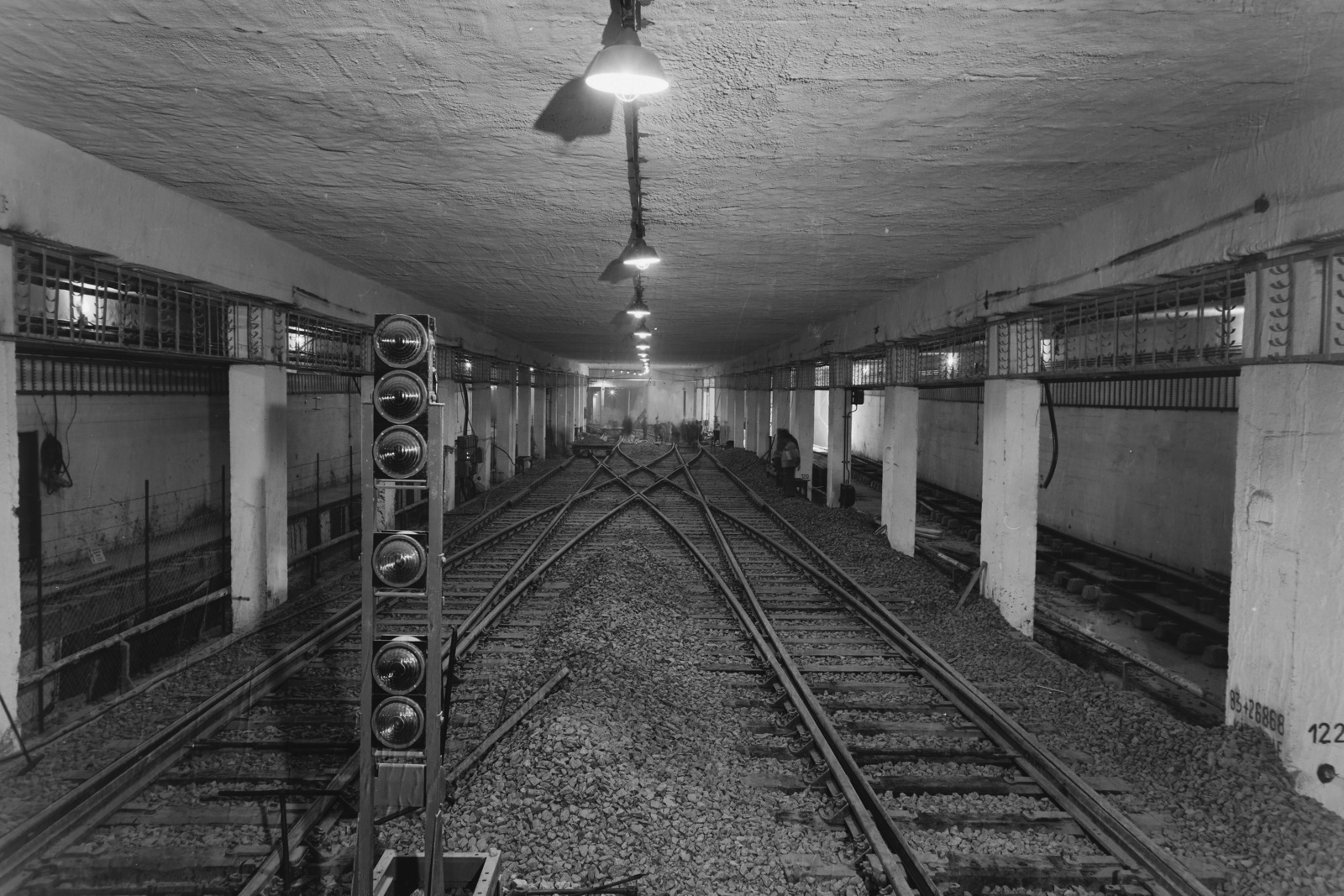 Hungary, Budapest XIV., a metró Népstadion (később Puskás Ferenc Stadion) állomásának kihúzóvágányai., 1973, UVATERV, Budapest, tunnel, subway, Fortepan #121107