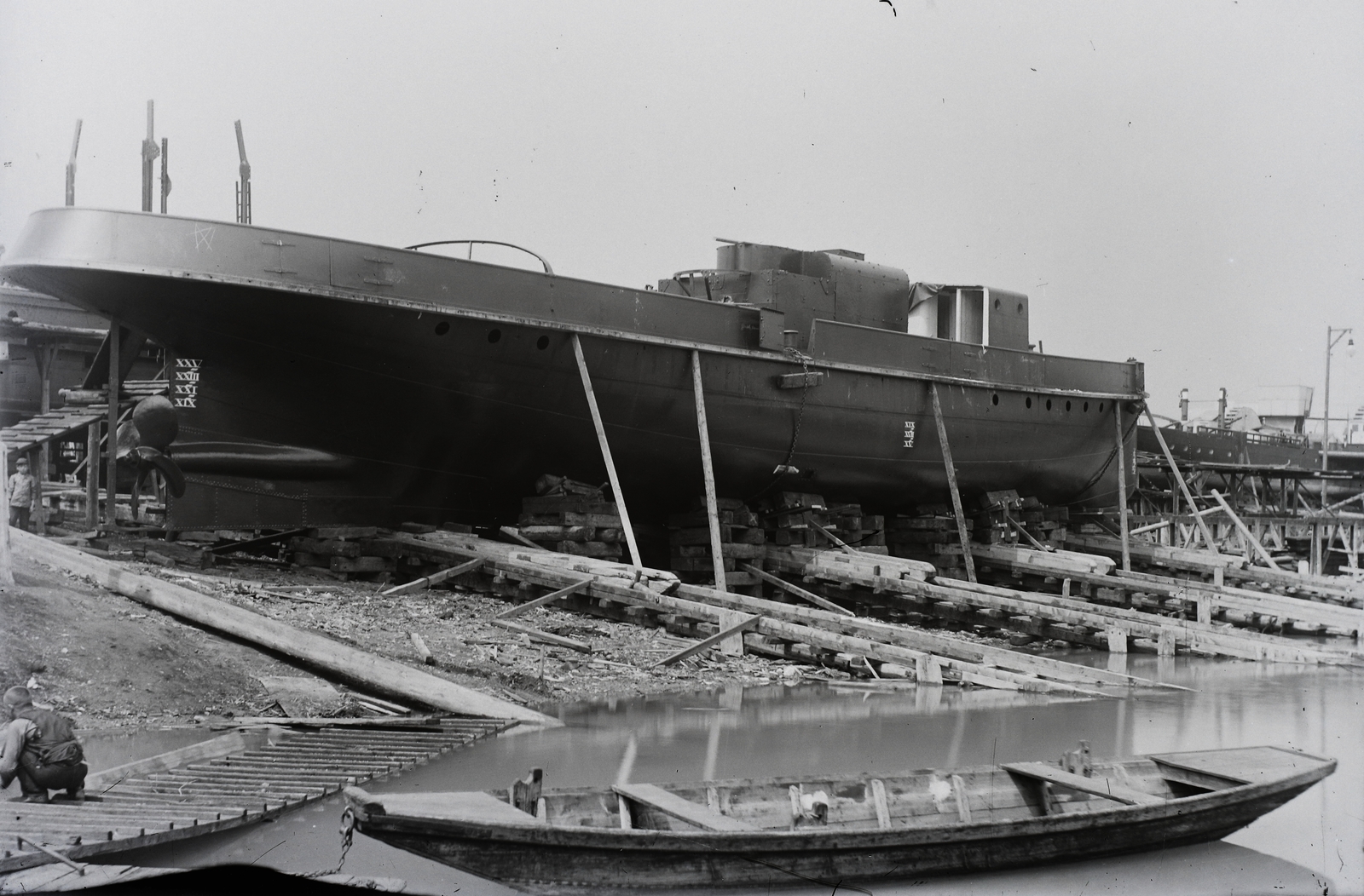 Hungary, »Partvédő őrnaszád (?) építése az Óbudai Hajógyárban.« Leltári jelzet: MMKM TFGY 2017.2.288., 1936, Magyar Műszaki és Közlekedési Múzeum / Történeti Fényképek Gyűjteménye / Óbudai Hajógyár gyűjteménye, boat, Fortepan #122139