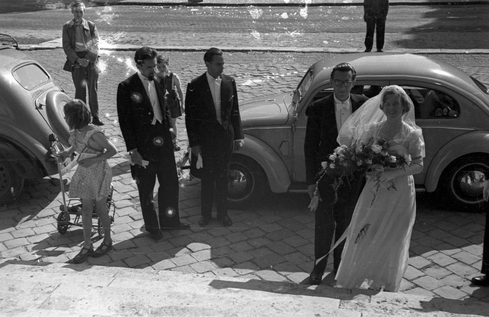 1953, Hámori Gyula, Volkswagen-brand, bride, groom, Volkswagen Beetle, Fortepan #123434