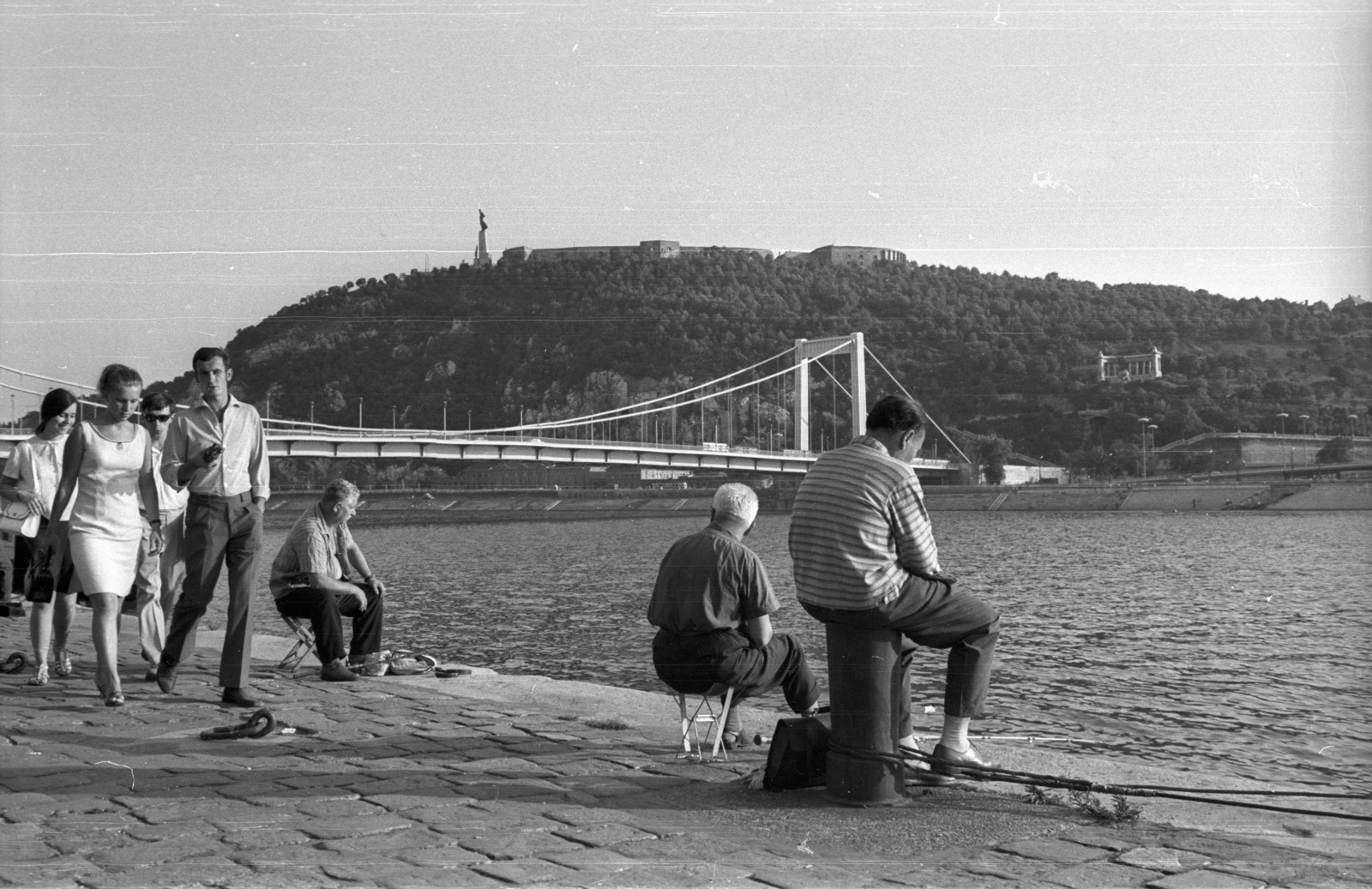 Hungary, Budapest V.,Budapest I., az Erzsébet híd és a Gellért-hegy a pesti alsó rakpartról nézve., 1969, Szepesfalvy Gábor, Budapest, Fortepan #123834