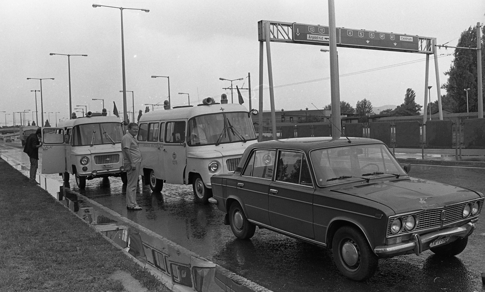 Hungary, Budapest XIV., Kacsóh Pongrác út, az M3-as autópálya bevezető szakasza., 1985, Urbán Tamás, Nysa-brand, ambulance, number plate, Budapest, Fortepan #124542