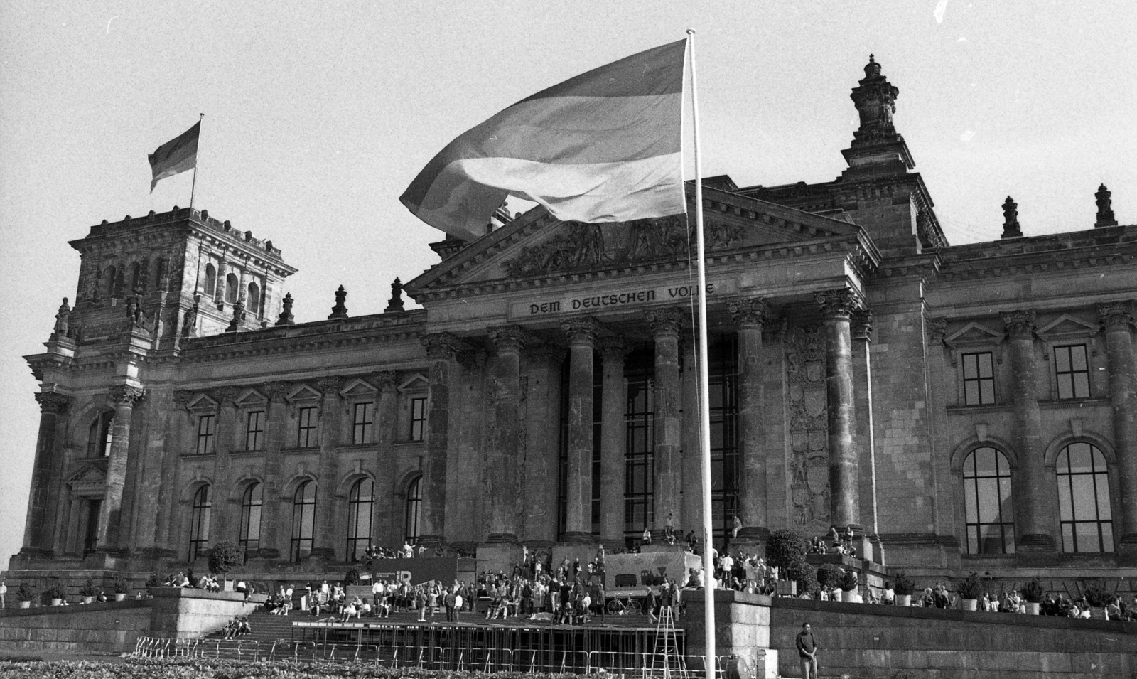 Germany, Berlin, a Reichstag épülete a Platz der Republik felöl nézve., 1990, Urbán Tamás, Fortepan #124615