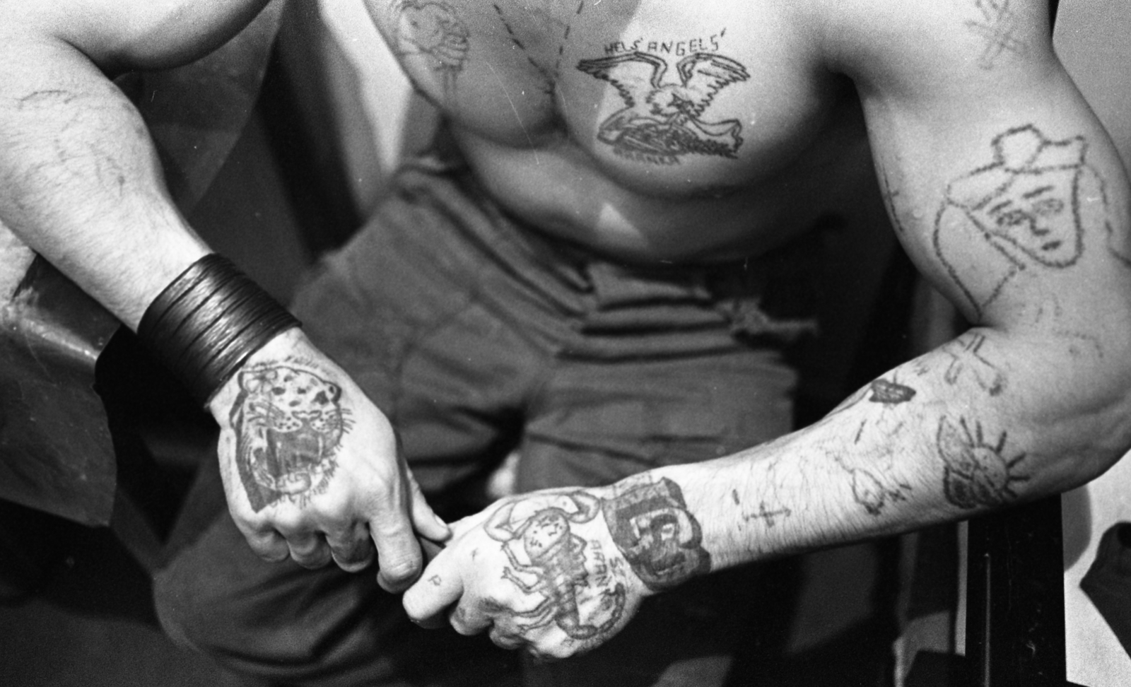 Hungary, Márianosztra, Márianosztrai Fegyház és Börtön, elitélt a zárkában., 1987, Urbán Tamás, tattoo, Fortepan #124691