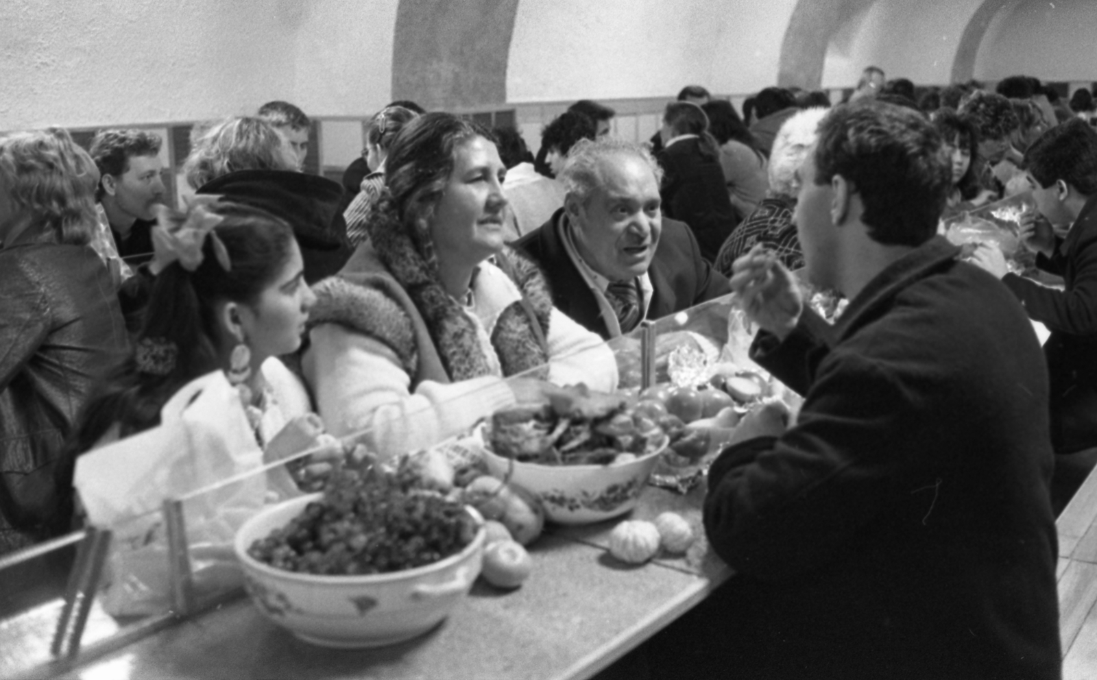 Hungary, Márianosztra, Márianosztrai Fegyház és Börtön, beszélő., 1987, Urbán Tamás, Fortepan #124697
