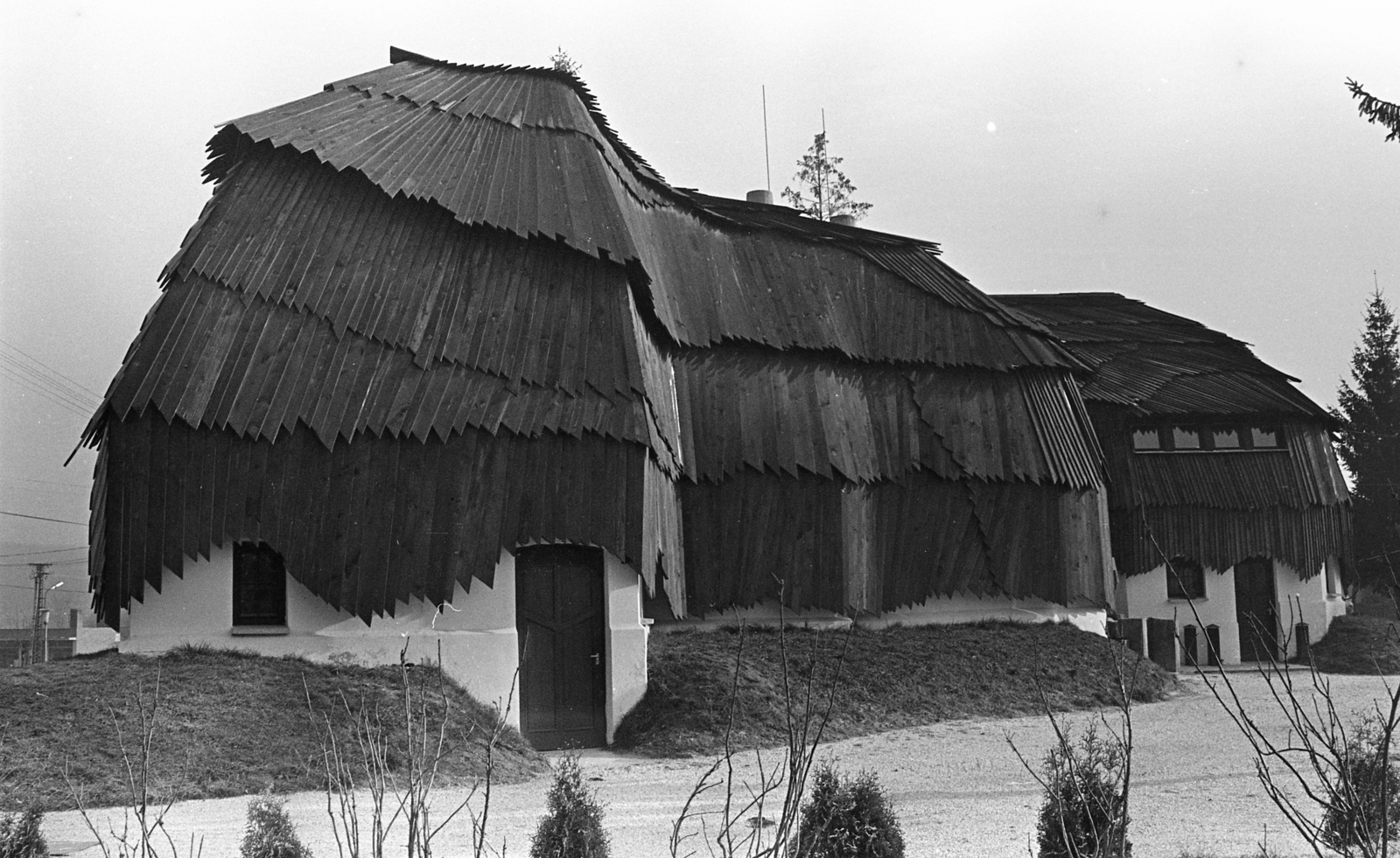 Hungary, Bak, Faluház (Makovecz Imre, 1985.)., 1989, Urbán Tamás, public building, Makovecz Imre-design, Fortepan #124748