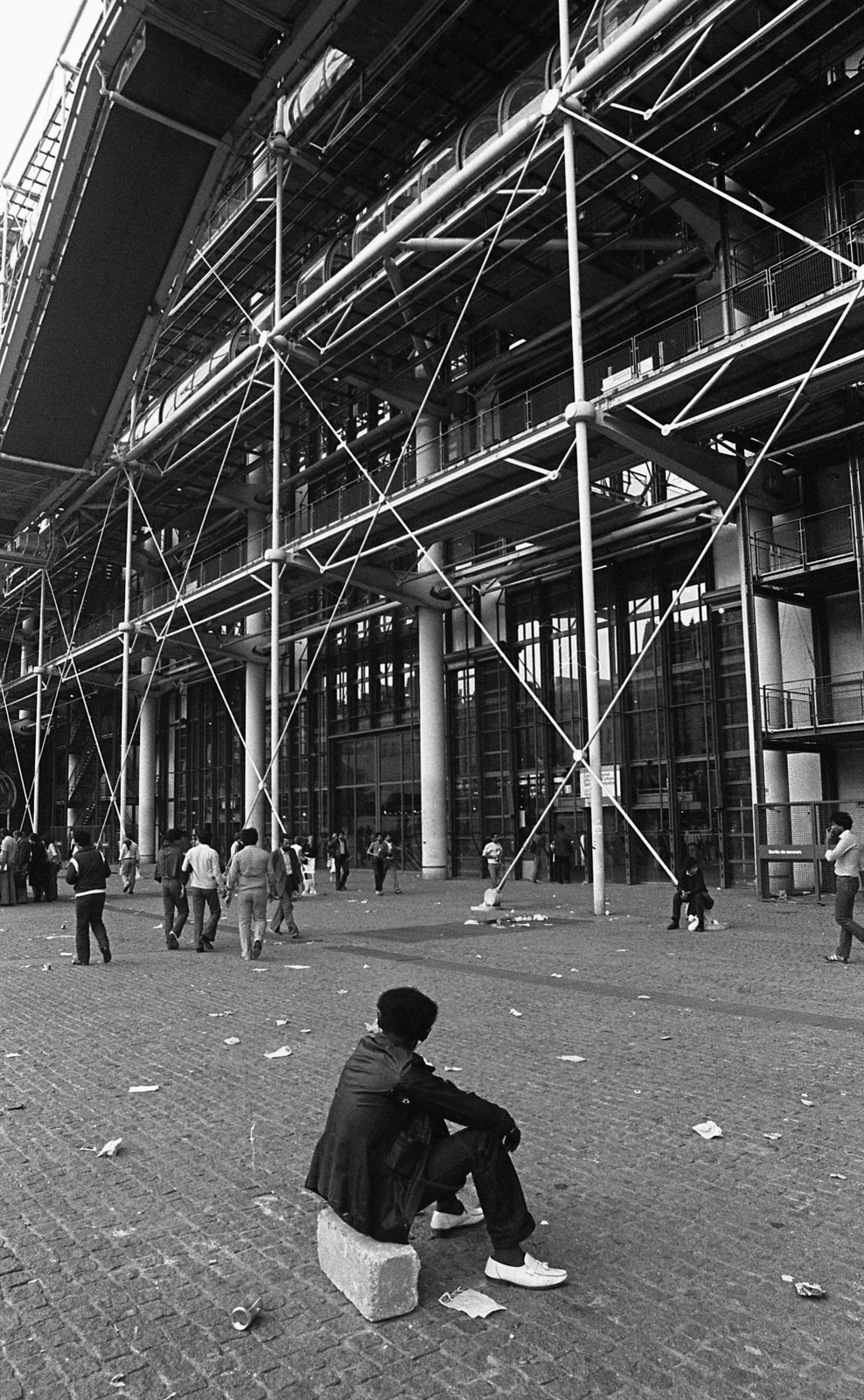 France, Paris, Pompidou központ., 1982, Urbán Tamás, museum, High-tech architecture, Postmodern architecture, Richard Rogers-design, Renzo Piano-design, Gianfranco Franchini-design, Fortepan #124946
