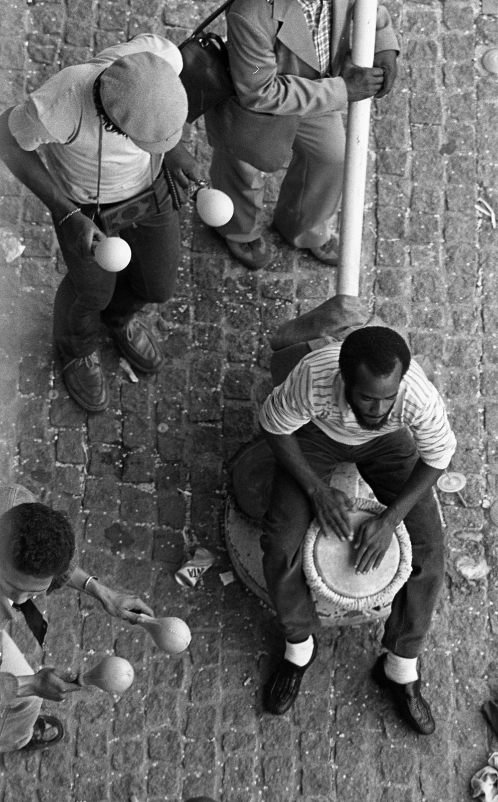 France, Paris, Place Georges Pompidou., 1982, Urbán Tamás, street music, Fortepan #124948