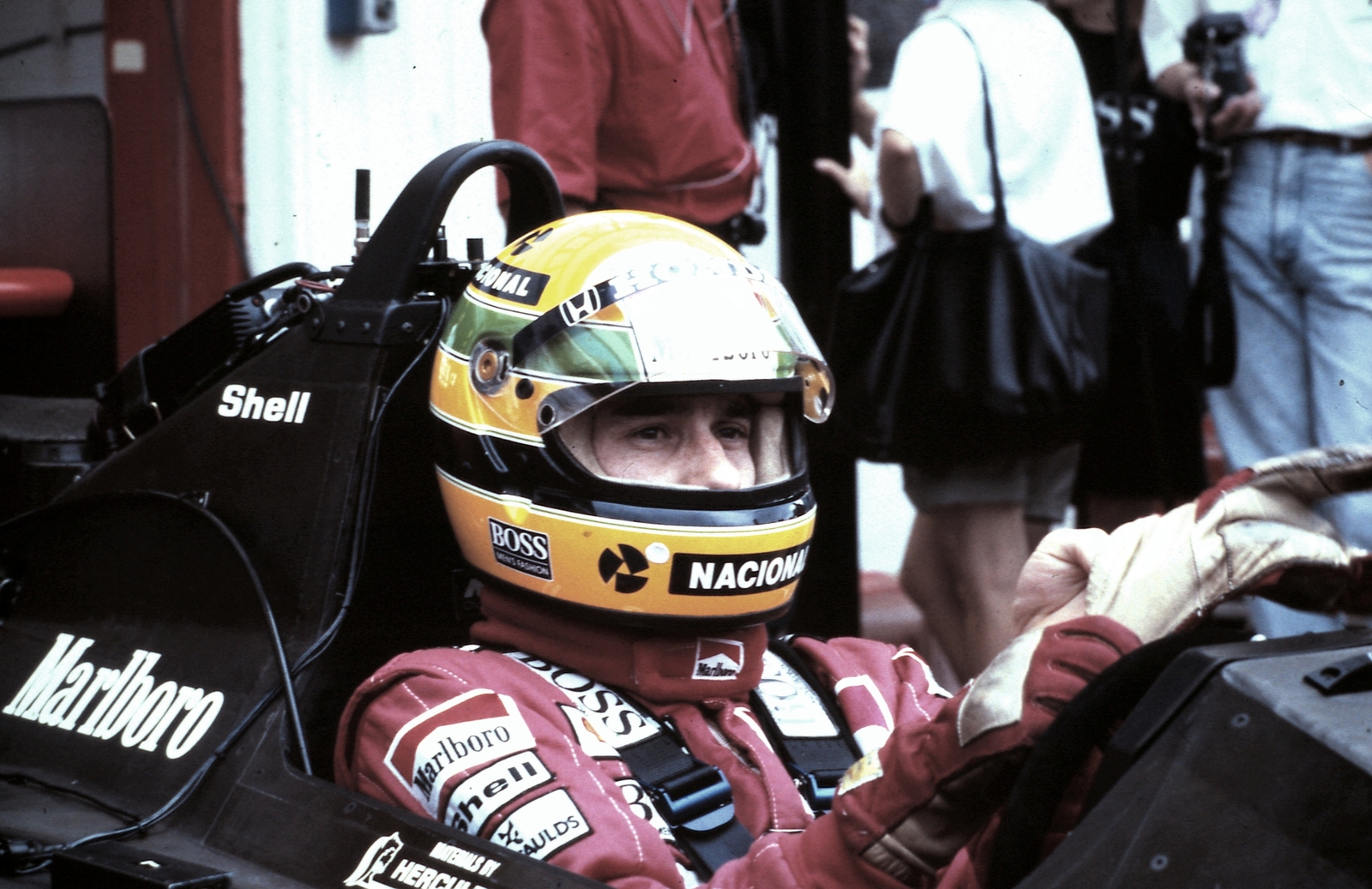 Hungary, Hungaroring, Mogyoród, Formula-1 harmadik magyar nagydíj, Ayrton Senna, a McLaren-Honda csapat versenyzője., 1988, Urbán Tamás, colorful, Fortepan #125009