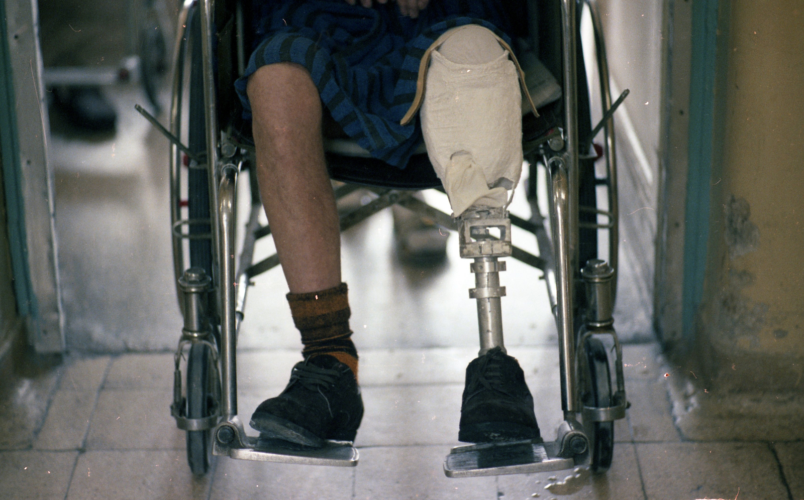 1982, Urbán Tamás, colorful, invalid car, artificial limb, Fortepan #125029