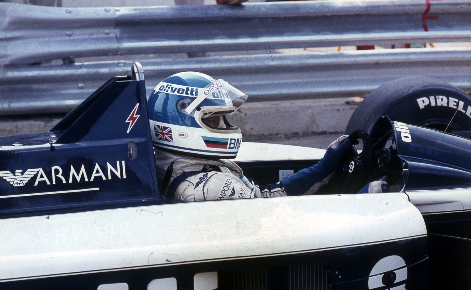 Hungary, Hungaroring, Mogyoród, Formula-1 első magyar nagydíj, Derek Warrick, a Brabham-BMW csapat versenyzője., 1986, Urbán Tamás, colorful, Pirelli-brand, Formula-1, Olivetti-brand, Armani-brand, Fortepan #125474