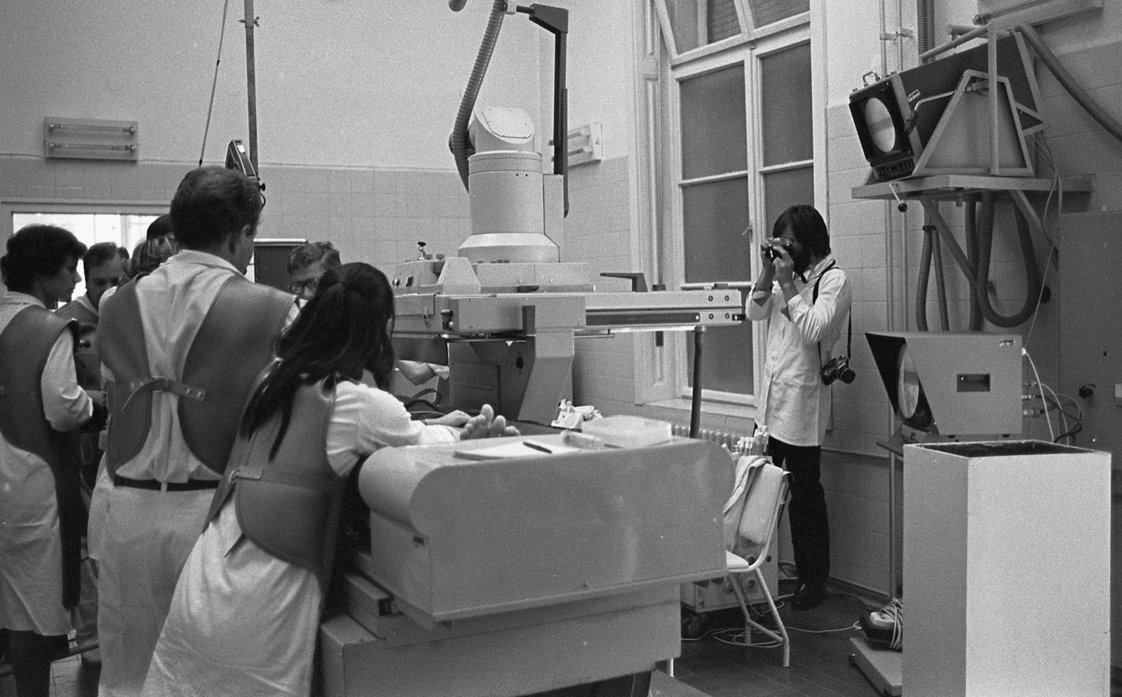 Hungary, Budapest, a felvétel a Szabadsághegyi Gyermekgyógyintézet egyik intézményében készült., 1982, Urbán Tamás, x-ray machine, Budapest, Fortepan #125498