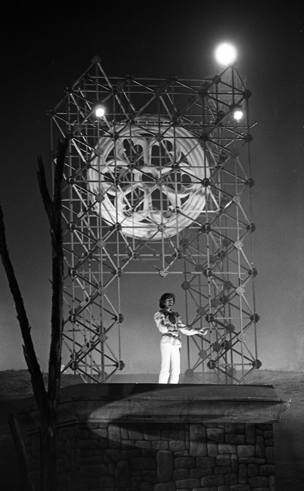 Hungary, Budapest XIV., Királydomb. Szörényi Levente - Bródy János: István, a király című rockopera bemutatója és filmfelvétele 1983. augusztus 18-án, rendező Koltai Gábor. István szerepében Pelsőczy László., 1983, Urbán Tamás, Budapest, premiere, rock opera, Fortepan #125570