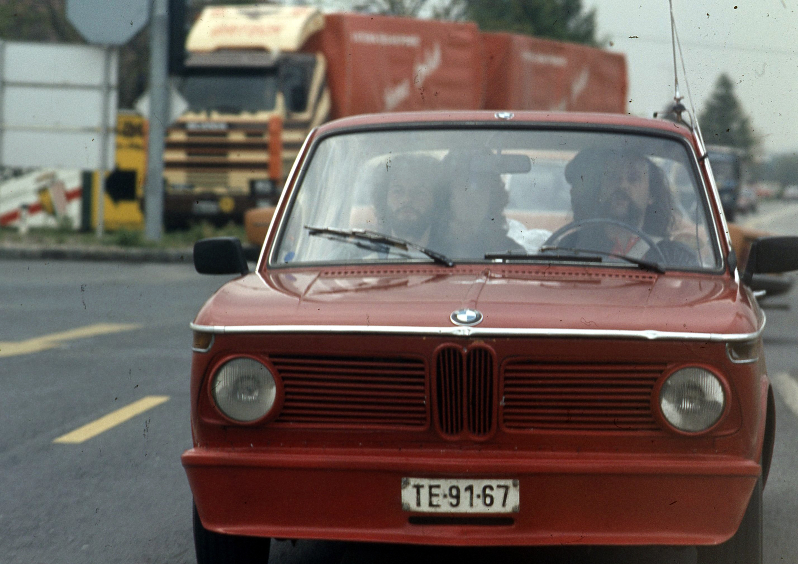 Germany, a felvétel a Karthagó együttes nürnbergi turnéja alkalmával készült., 1984, Urbán Tamás, colorful, BMW-brand, number plate, Fortepan #125605