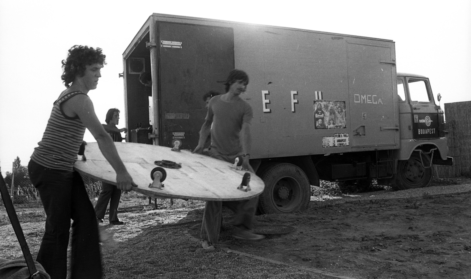Hungary, Balatonfüred, Balatonfüredi Szabadtéri Színpad, koncert előkészületei., 1985, Urbán Tamás, commercial vehicle, IFA-brand, Fortepan #125710