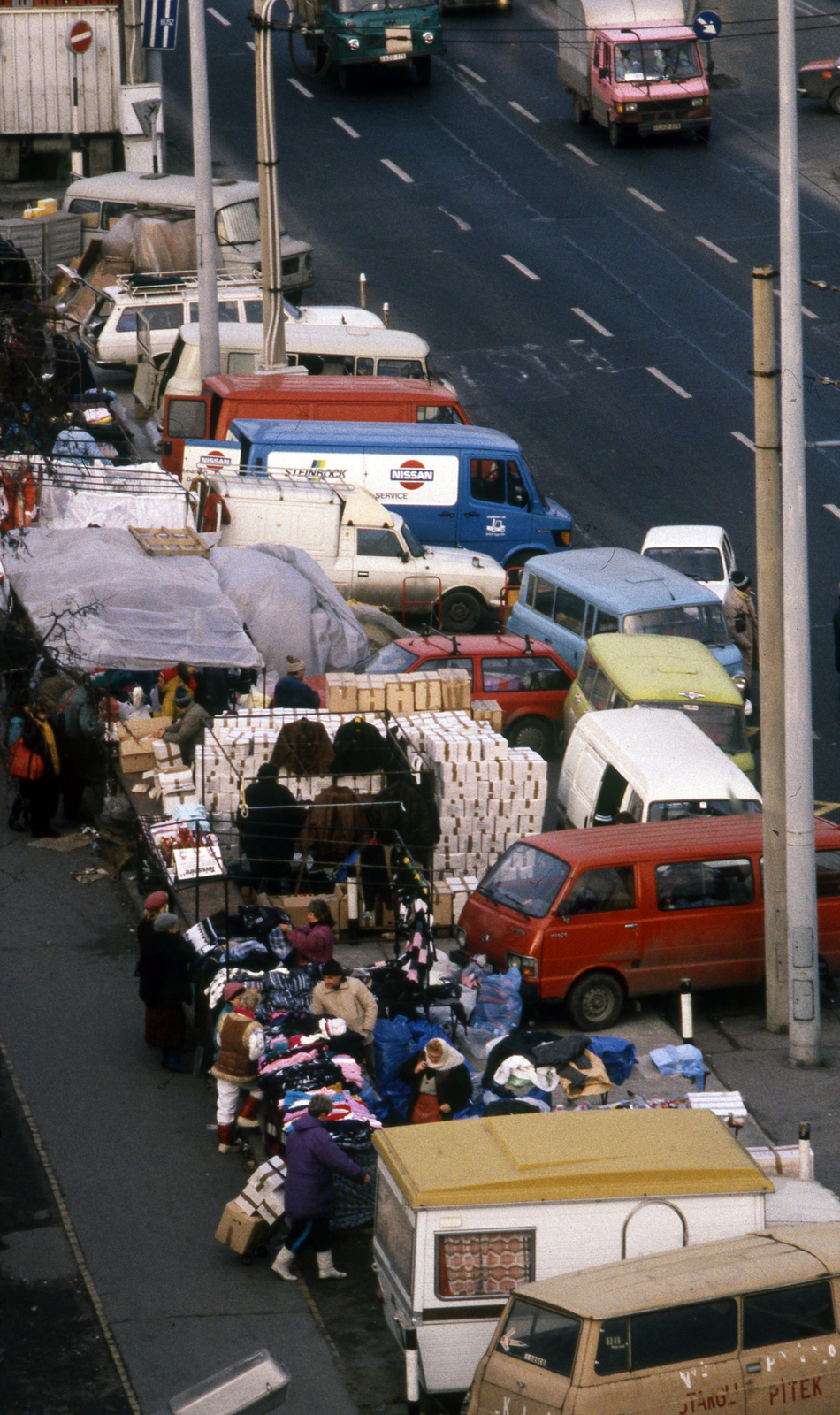 Hungary, Budapest VIII., Kerepesi út, KGST piac a Keleti pályaudvar közelében., 1989, Urbán Tamás, colorful, Budapest, Polish market, Fortepan #125800