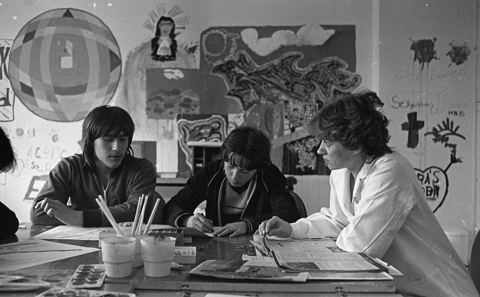 Hungary, Szigetvár, Városi Kórház, Gyermek- és Ifjúságpszichiátriai osztály, terápiás foglalkozás., 1983, Urbán Tamás, medical institution, heart pierced with an arrow, therapy, Fortepan #125916