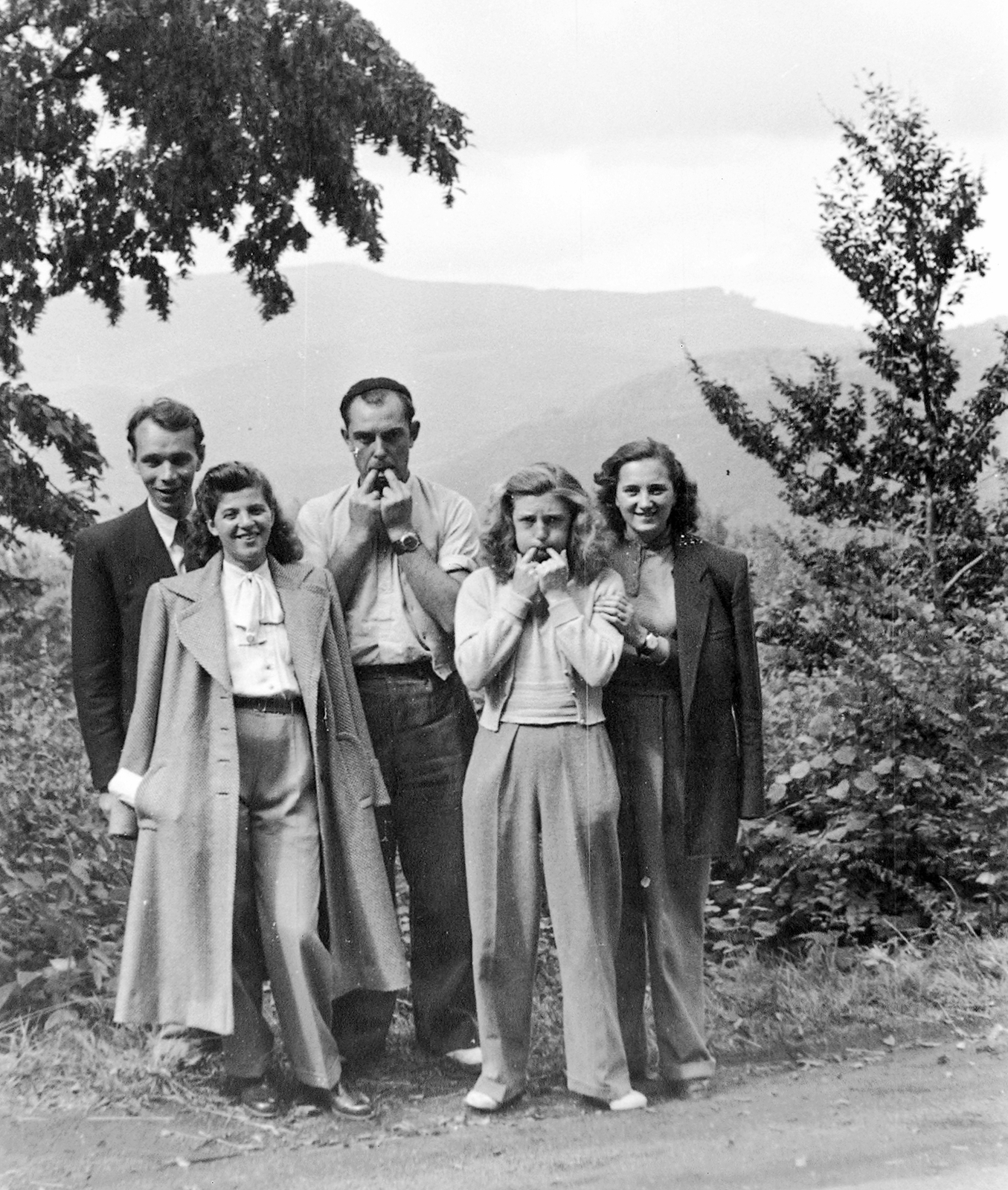 1955, Szent-tamási Mihály, whistle, Fortepan #12592