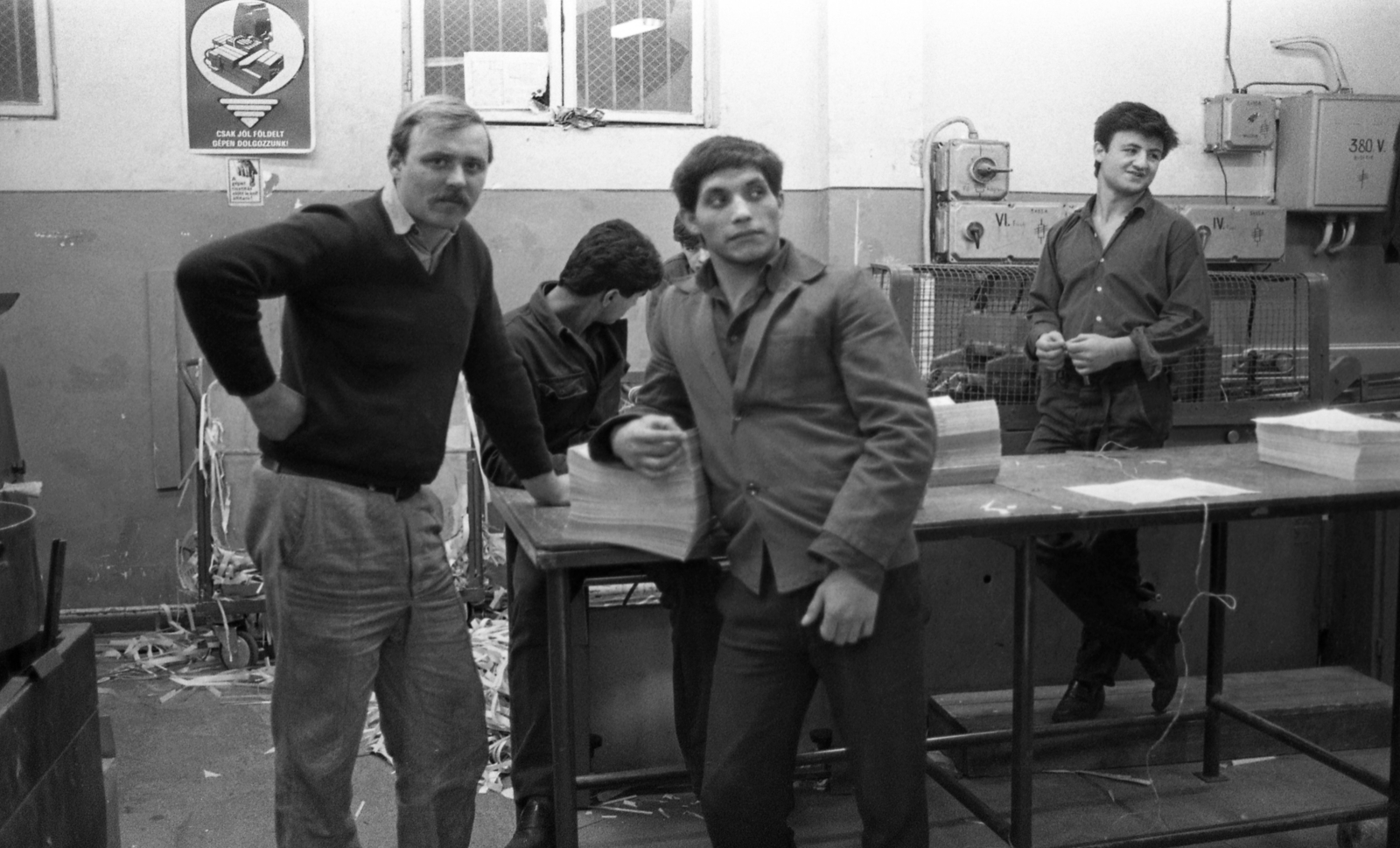 Magyarország, Tököl, Fiatalkorúak Börtöne és Fogháza, nyomda., 1985, Urbán Tamás, Fortepan #126101