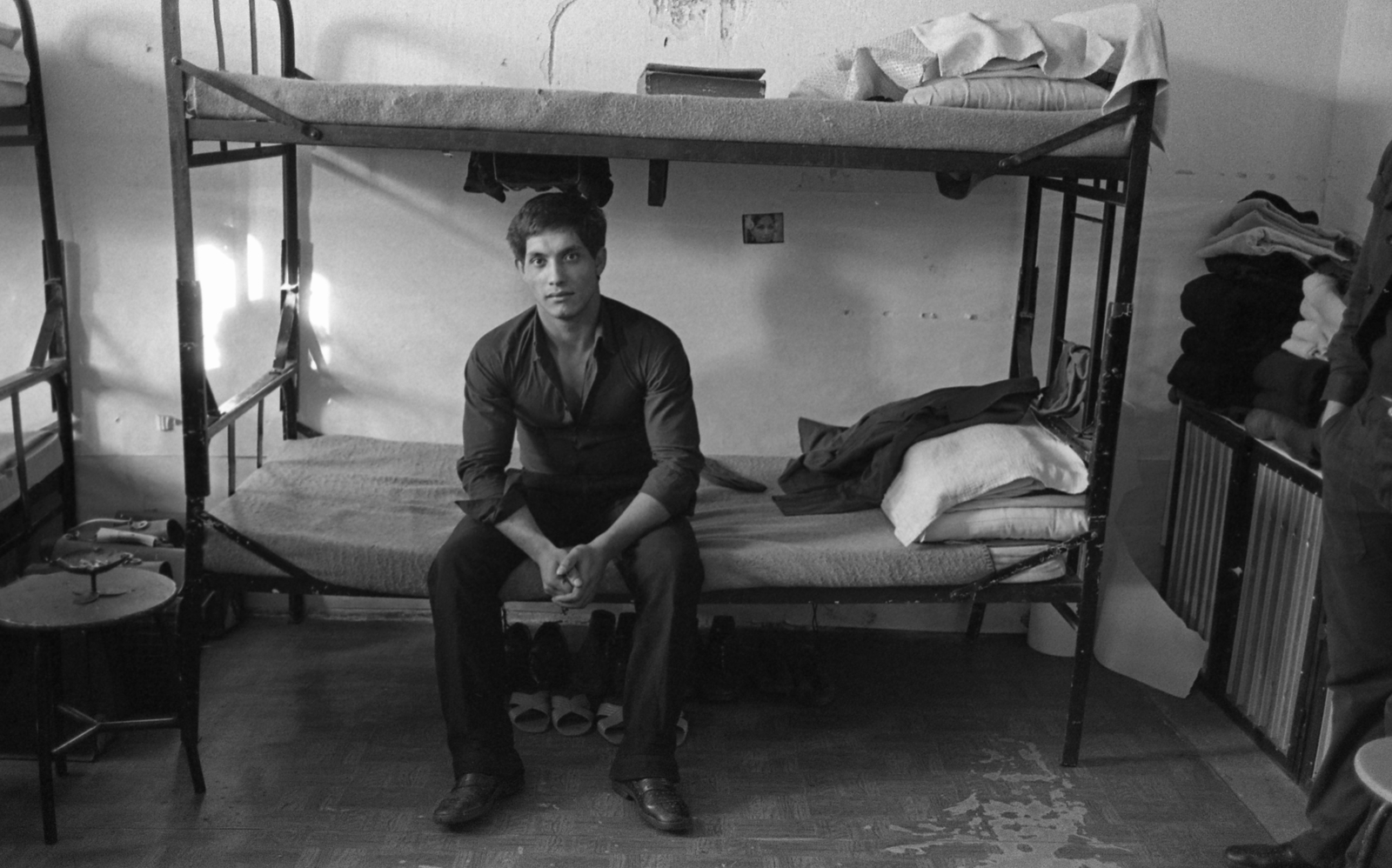 Magyarország, Tököl, Fiatalkorúak Börtöne és Fogháza, elítélt a zárkában., 1985, Urbán Tamás, emeletes ágy, Fortepan #126102