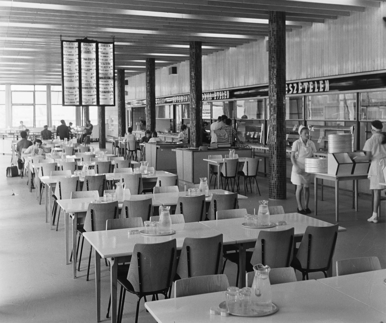 Hungary, Miskolc, Zsolcai-kapu, Gyors étterem., 1967, Bauer Sándor, hospitality, genre painting, self-serving restaurant, Fortepan #126203