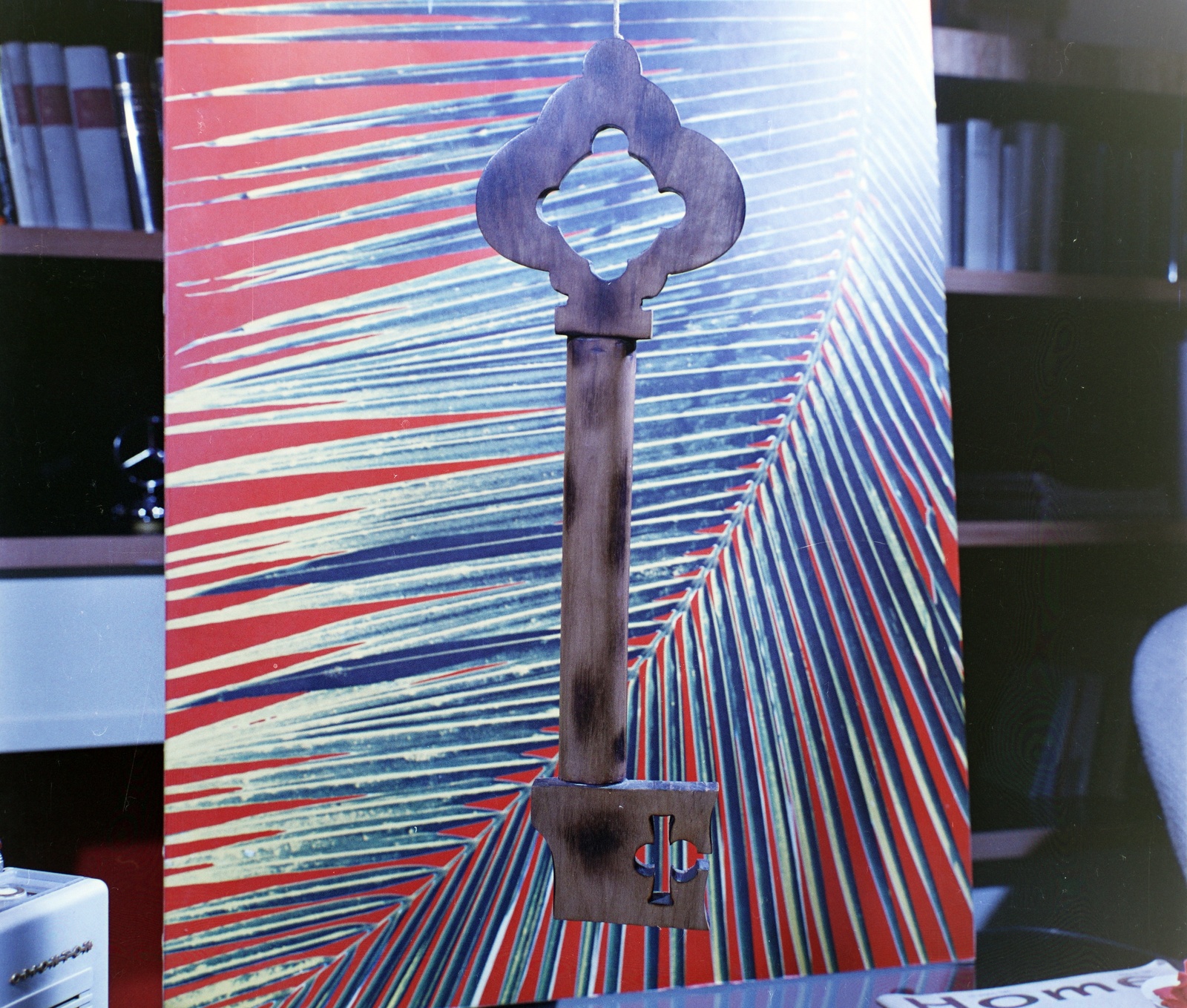 1968, Bauer Sándor, colorful, bookshelf, book, key, Fortepan #126259