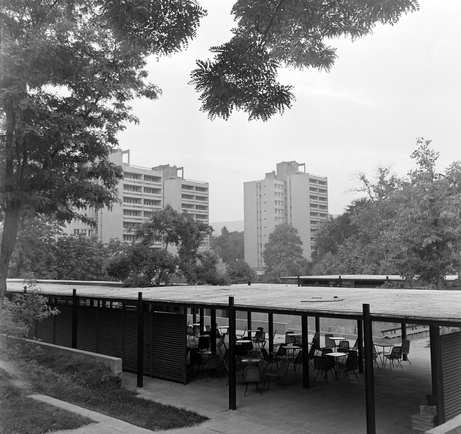 Hungary, Budapest II., Pálos utcai toronyházak a Hárshegyi út felől nézve., 1972, Bauer Sándor, Budapest, Fortepan #126394