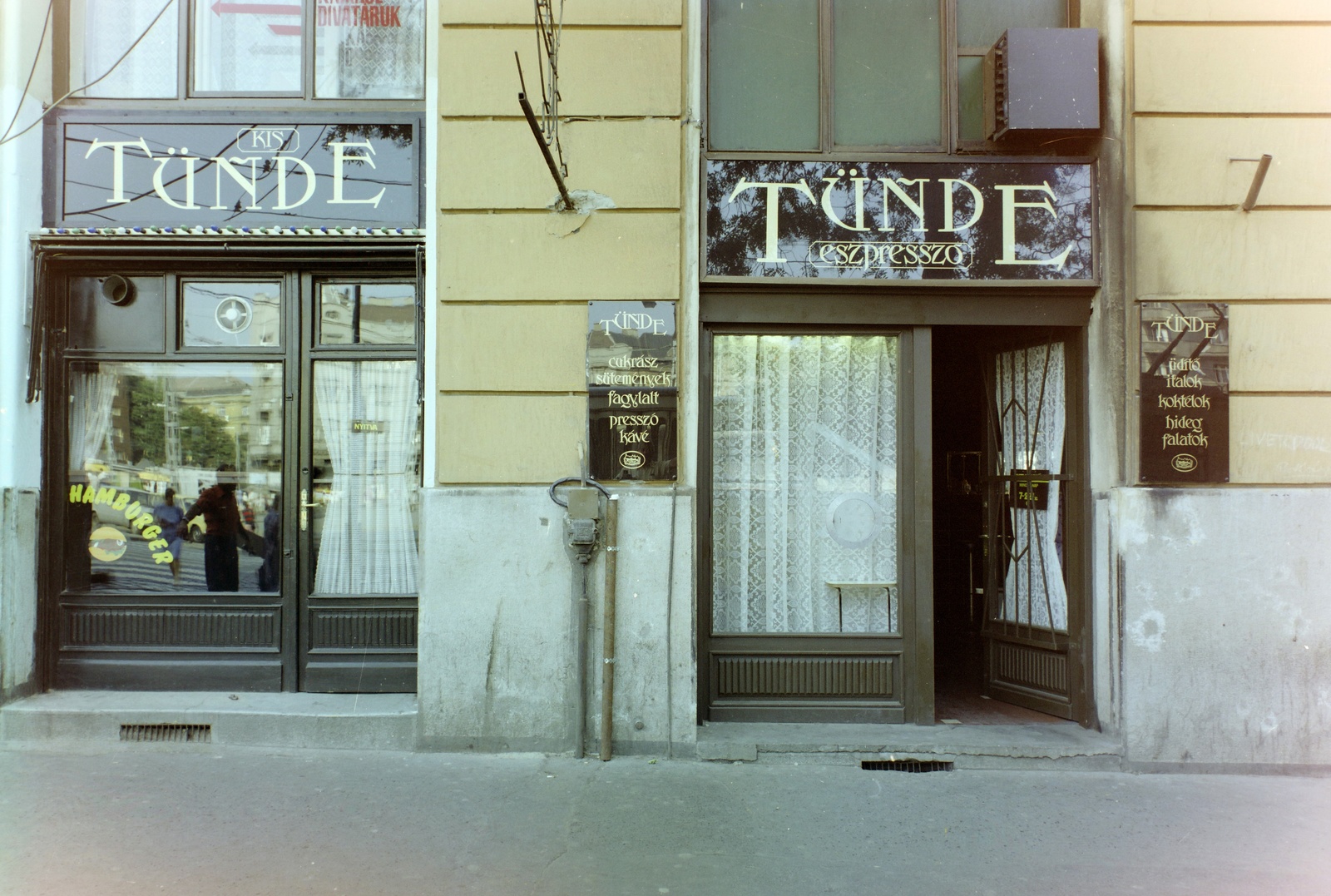 Hungary, Budapest XI., Móricz Zsigmond körtér 16., Tünde eszpresszó., 1986, Bauer Sándor, colorful, Budapest, Fortepan #126447