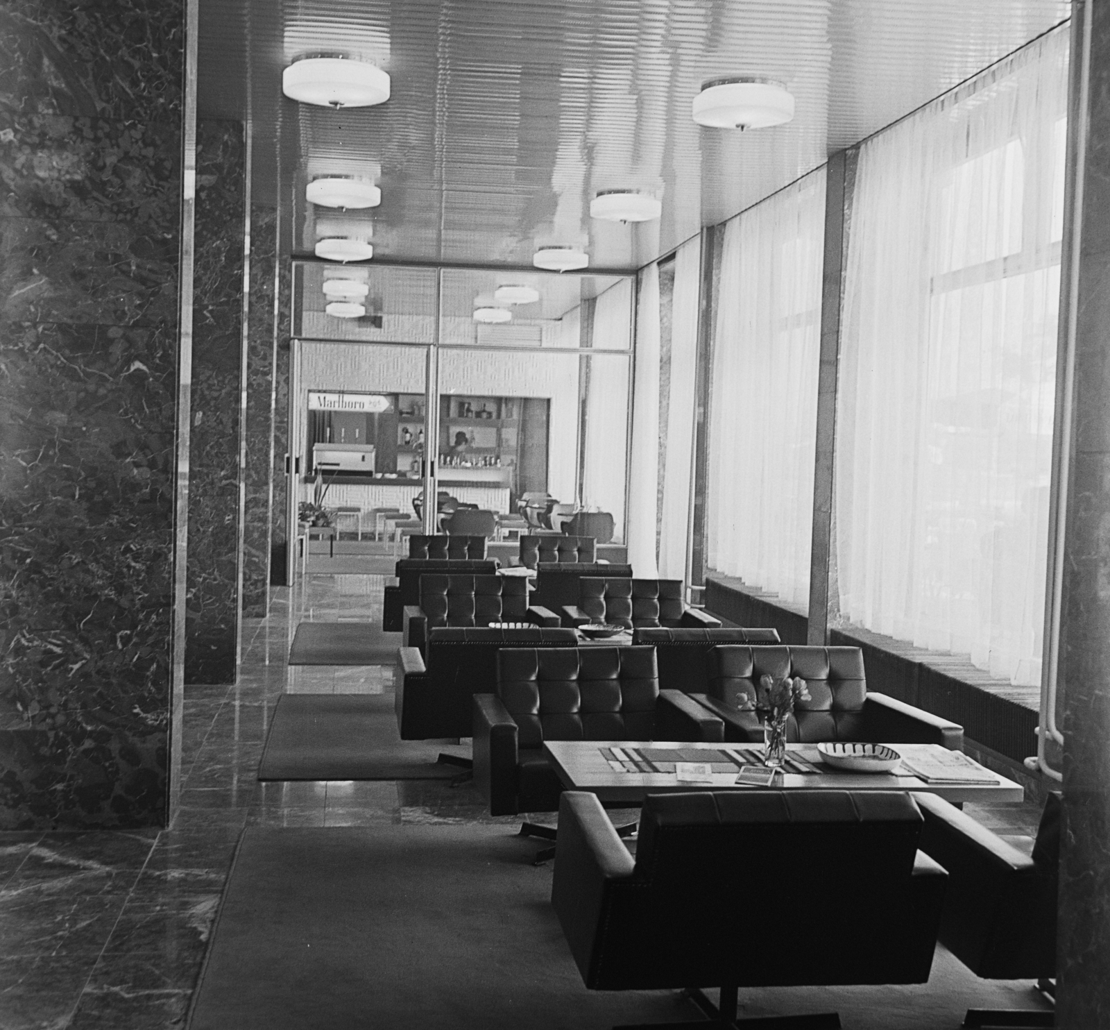 Magyarország, Budapest IX., Ferde utca 1., Hotel Aero, hall., 1970, Bauer Sándor, Budapest, Fortepan #126532
