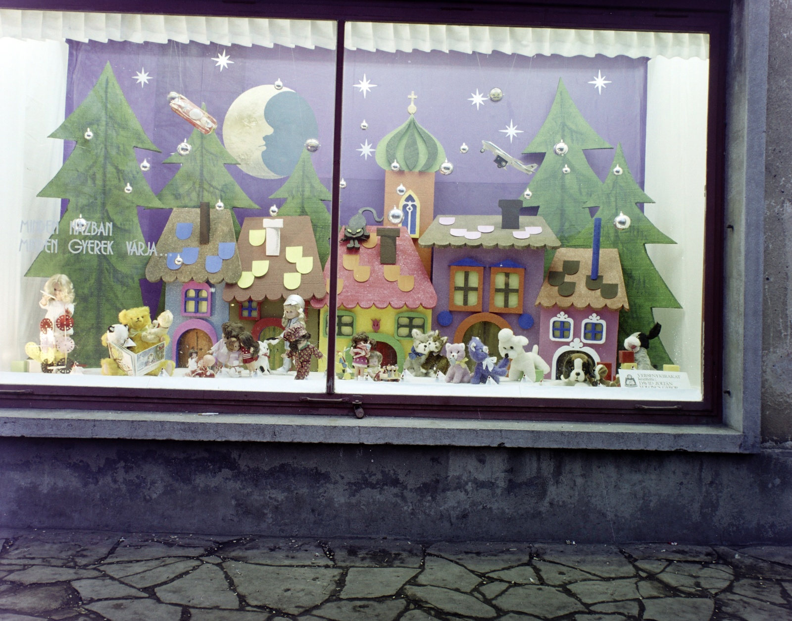 1980, Bauer Sándor, colorful, Show window, Christmas, toy animal, Fortepan #126591