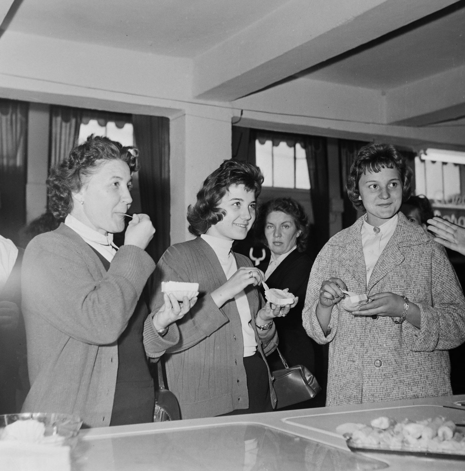 1965, Bauer Sándor, meal, Fortepan #126633