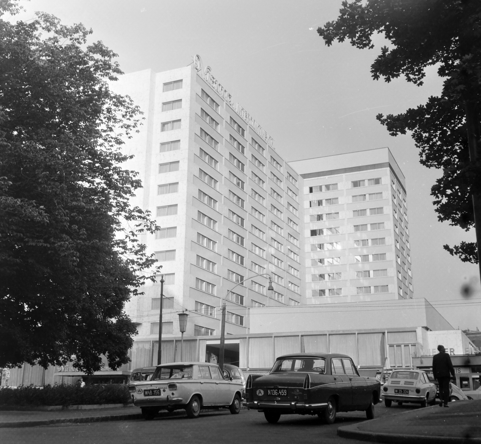Austria, Vienna, Johannesgasse 28., Hotel Intercontinental, a Lothringerstrasse felől nézve., 1969, Bauer Sándor, Fortepan #126730
