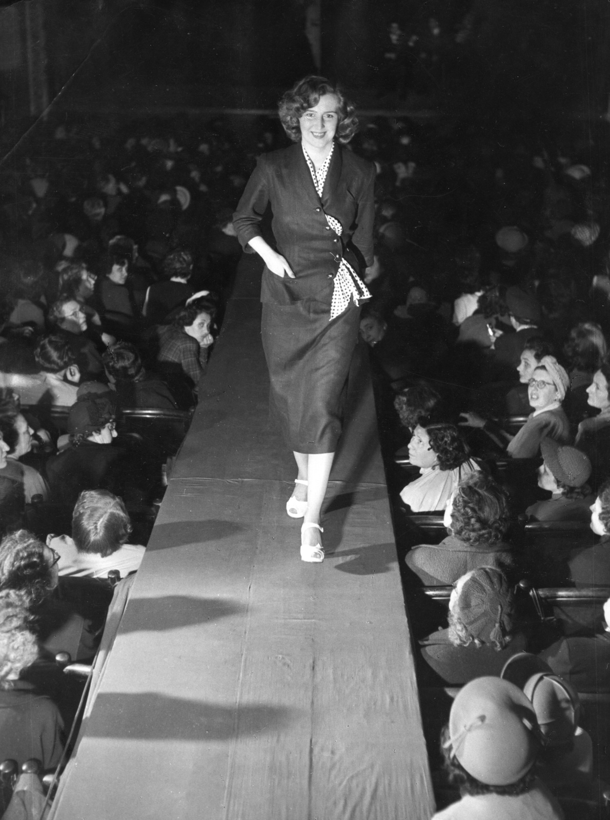 1953, Bauer Sándor, fashion show, Fortepan #126960