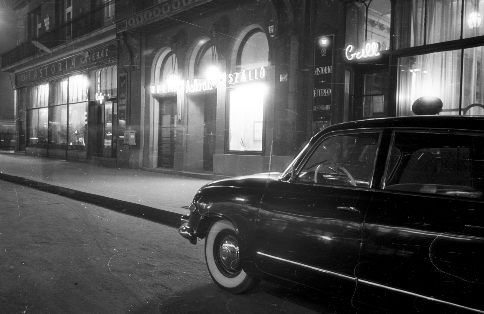 Magyarország, Budapest V., Kossuth Lajos utca 19-21., Astoria szálló., 1959, Bauer Sándor, Budapest, Fortepan #127018