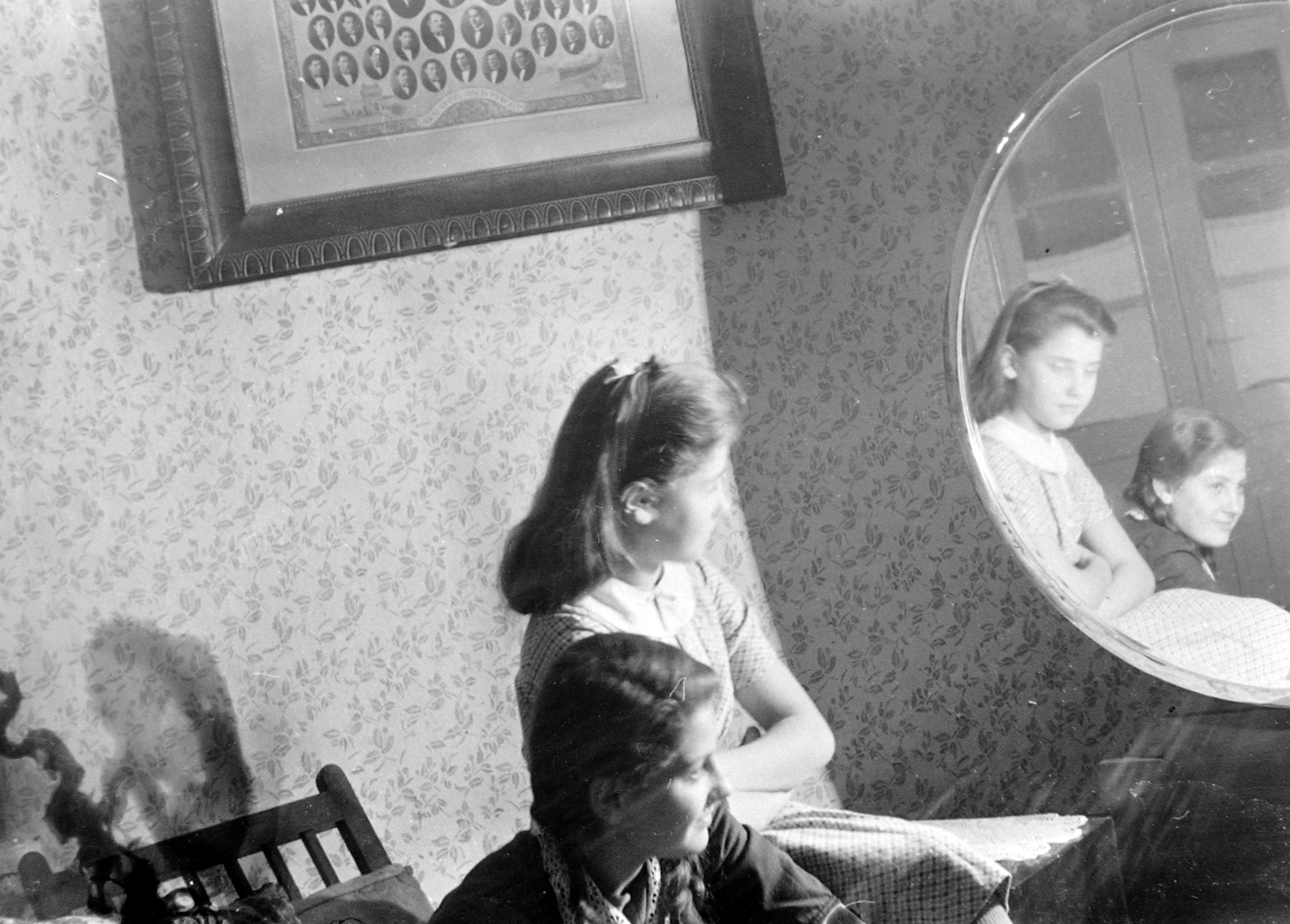 1954, Fortepan, portrait, mirror, girls, reflection, Fortepan #12710
