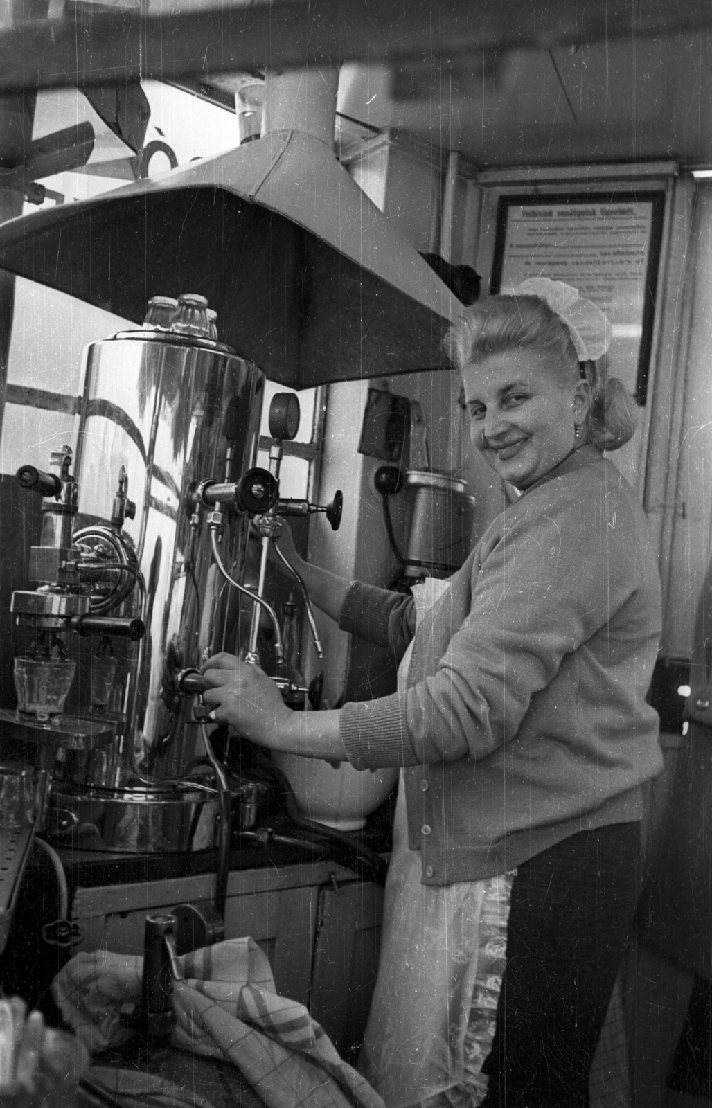 1966, Bauer Sándor, szagelszívó, kávéfőző, Fortepan #127128