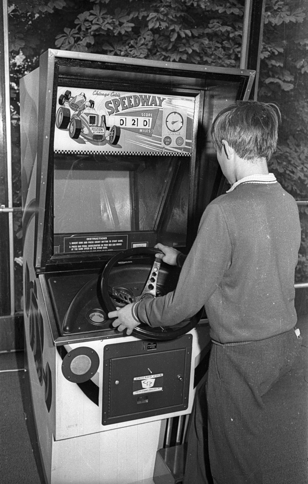 1975, Bauer Sándor, slot machine, Fortepan #127459