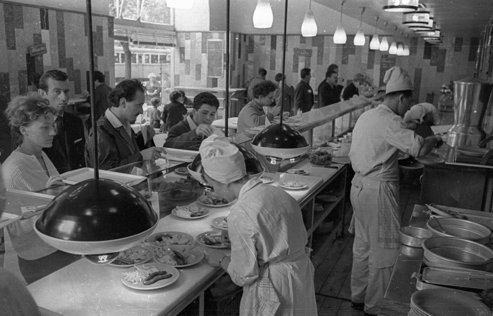 Magyarország, Budapest VIII., Rákóczi út 15., Marika bisztró., 1966, Bauer Sándor, önkiszolgáló, Budapest, Fortepan #127541