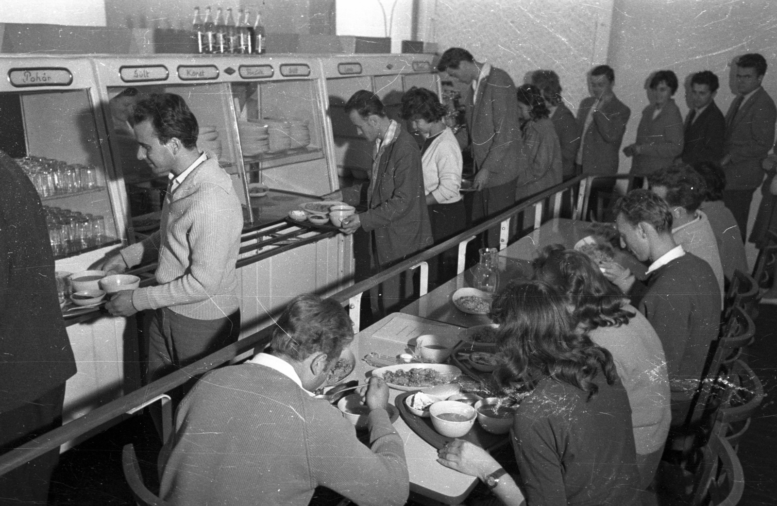 1969, Bauer Sándor, self-serving restaurant, tray, meal, Fortepan #127568