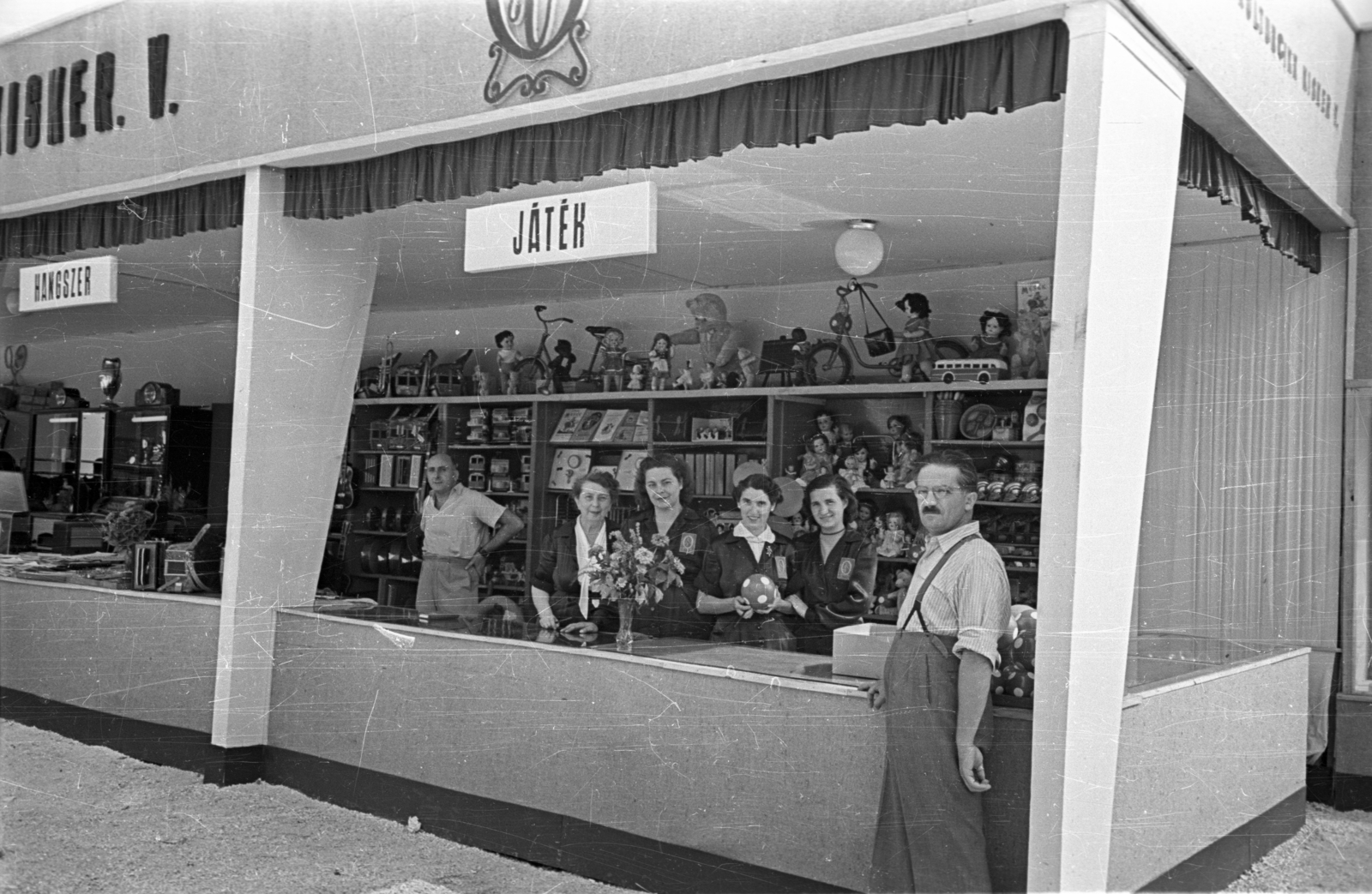 Hungary, Budapest X., Albertirsai úti vásár területe, Országos Mezőgazdasági Kiállítás és Vásár., 1955, Bauer Sándor, Budapest, toy, Fortepan #127717