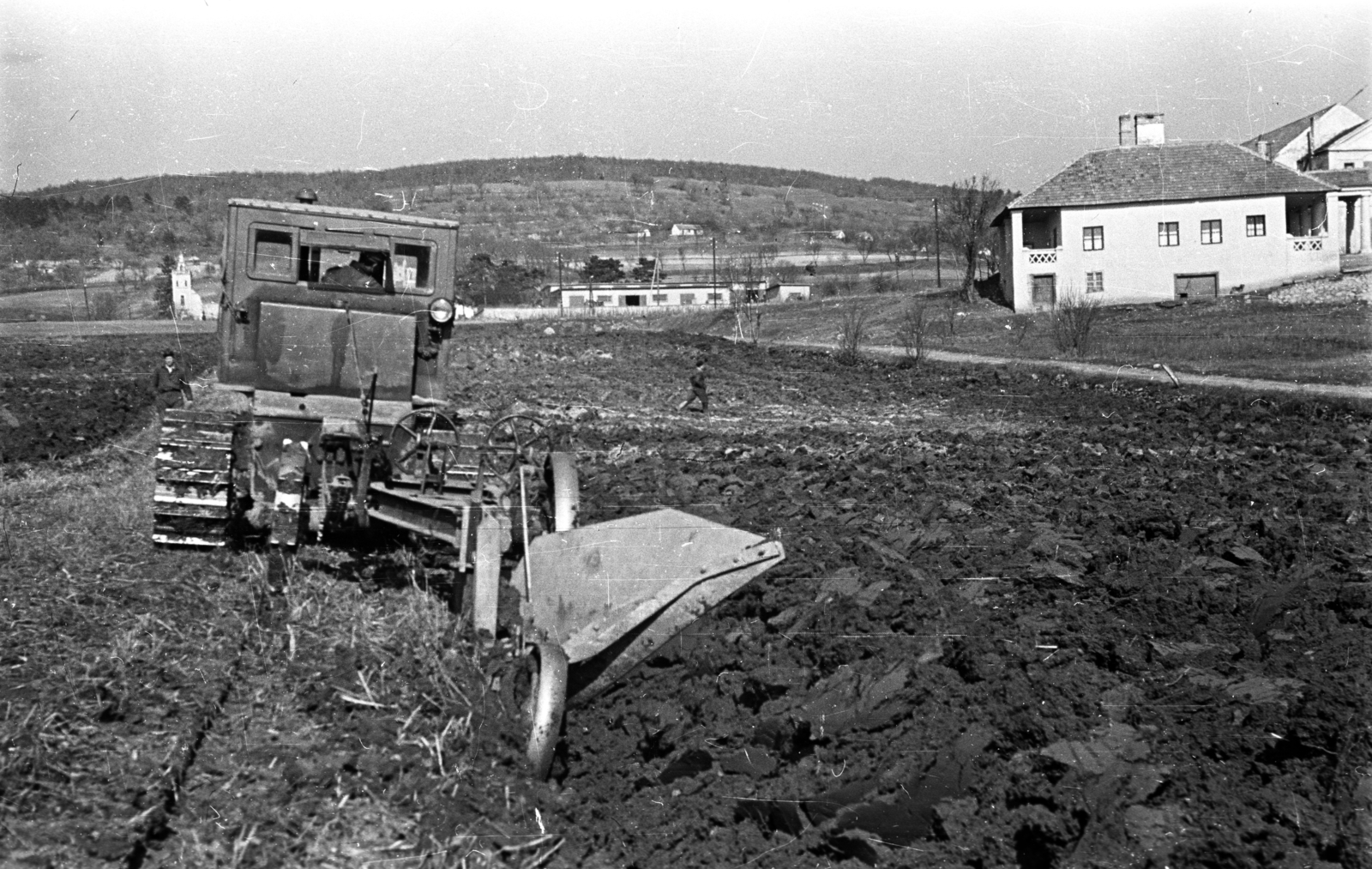 Hungary,Lake Balaton, Csopak, jobbra a Paloznaki utca., 1957, Bauer Sándor, tillage, Fortepan #127933