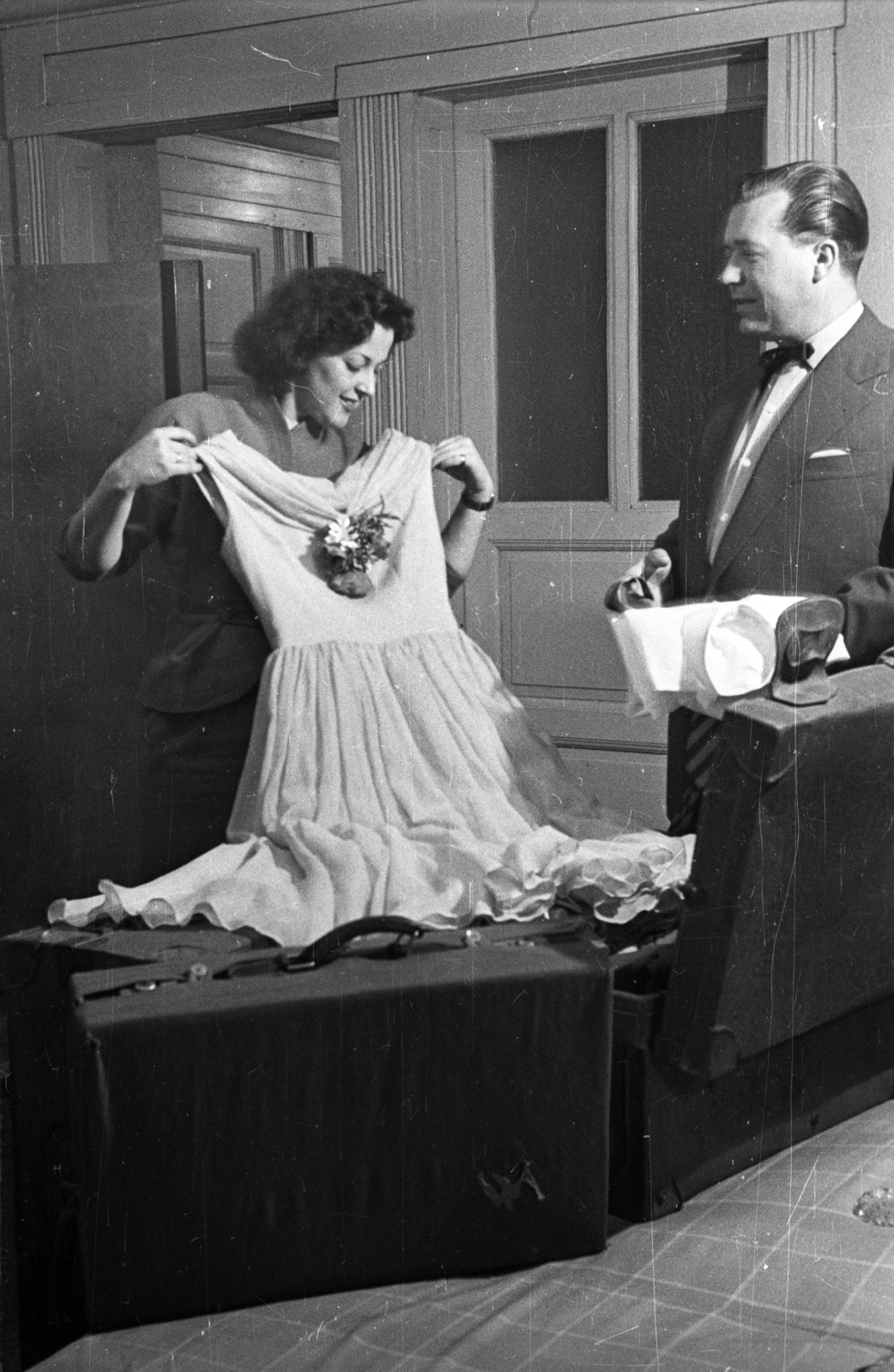 Hungary, Budapest II., Margit körút (Mártírok útja) 58. IV. em., a Záray Márta - Vámosi János énekes házaspár otthonukban., 1958, Bauer Sándor, celebrity, Budapest, Fortepan #127937