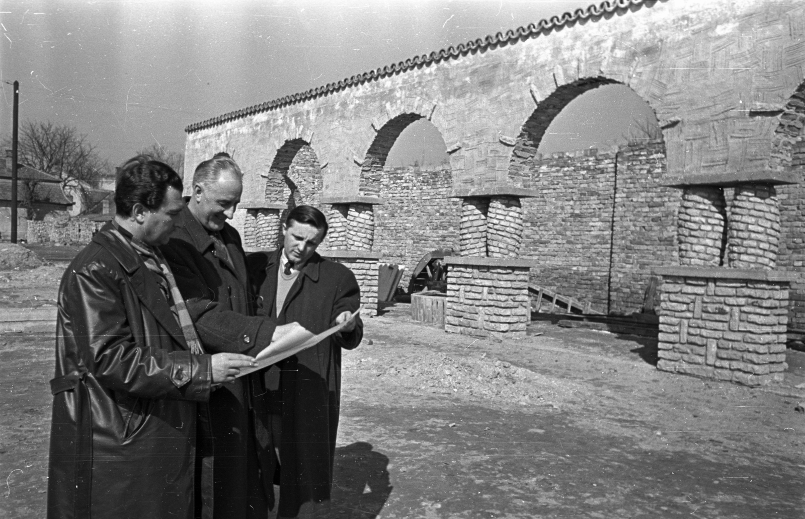 Hungary,Lake Balaton, Siófok, Fő tér, a Balaton cukrászda (Cuki) építése., 1957, Bauer Sándor, pastry shop, Fortepan #128030