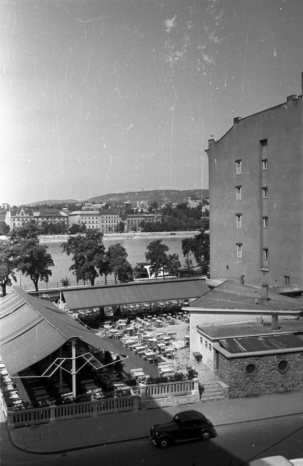 Hungary, Budapest V., Dunakert a Duna Szálló déli falánál, a Dunakorzó és az Apáczai Csere János utca között., 1959, Bauer Sándor, Budapest, Fortepan #128194