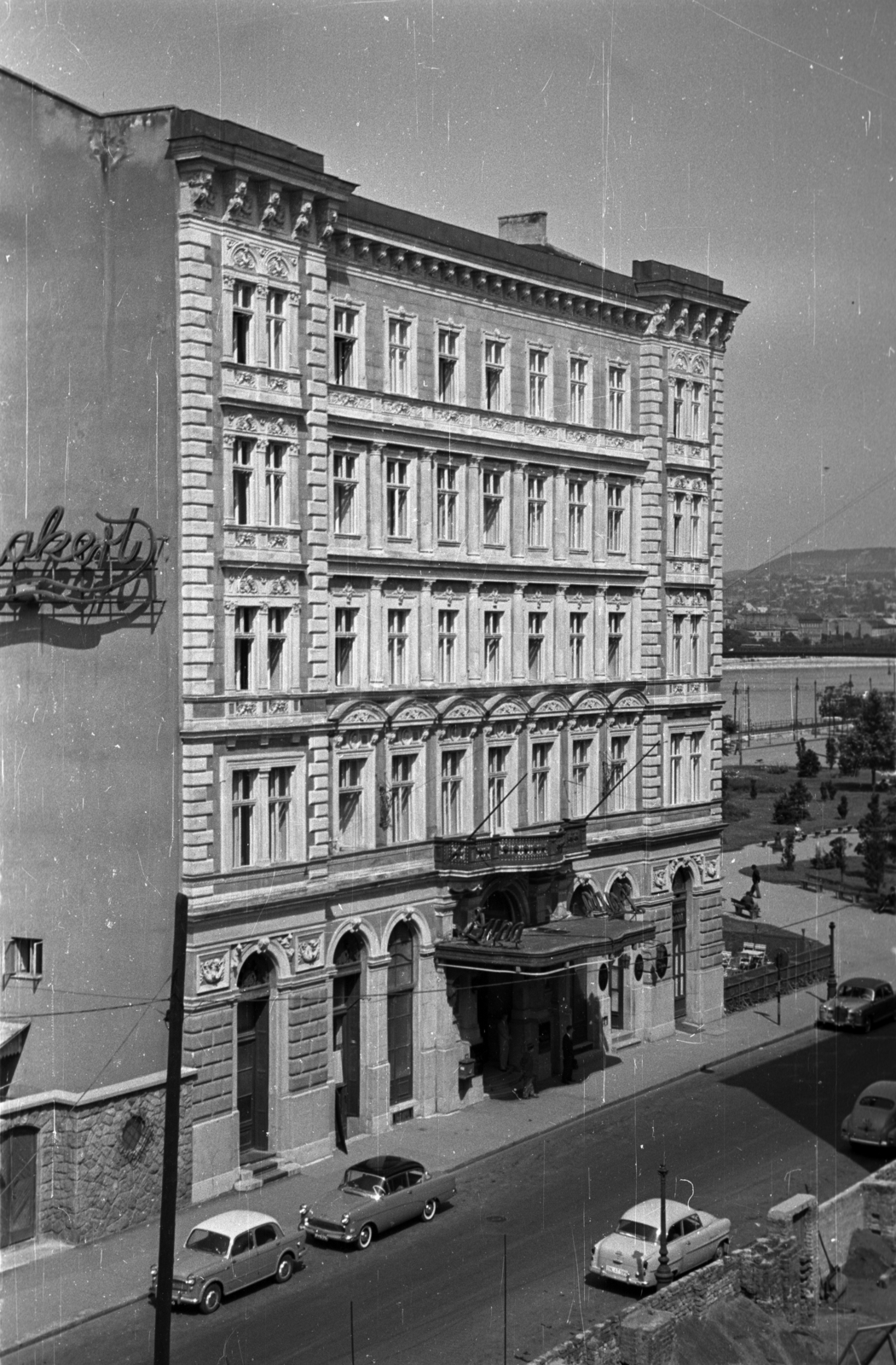 Hungary, Budapest V., Apáczai Csere János utca, Duna szálló., 1959, Bauer Sándor, Budapest, Fortepan #128196