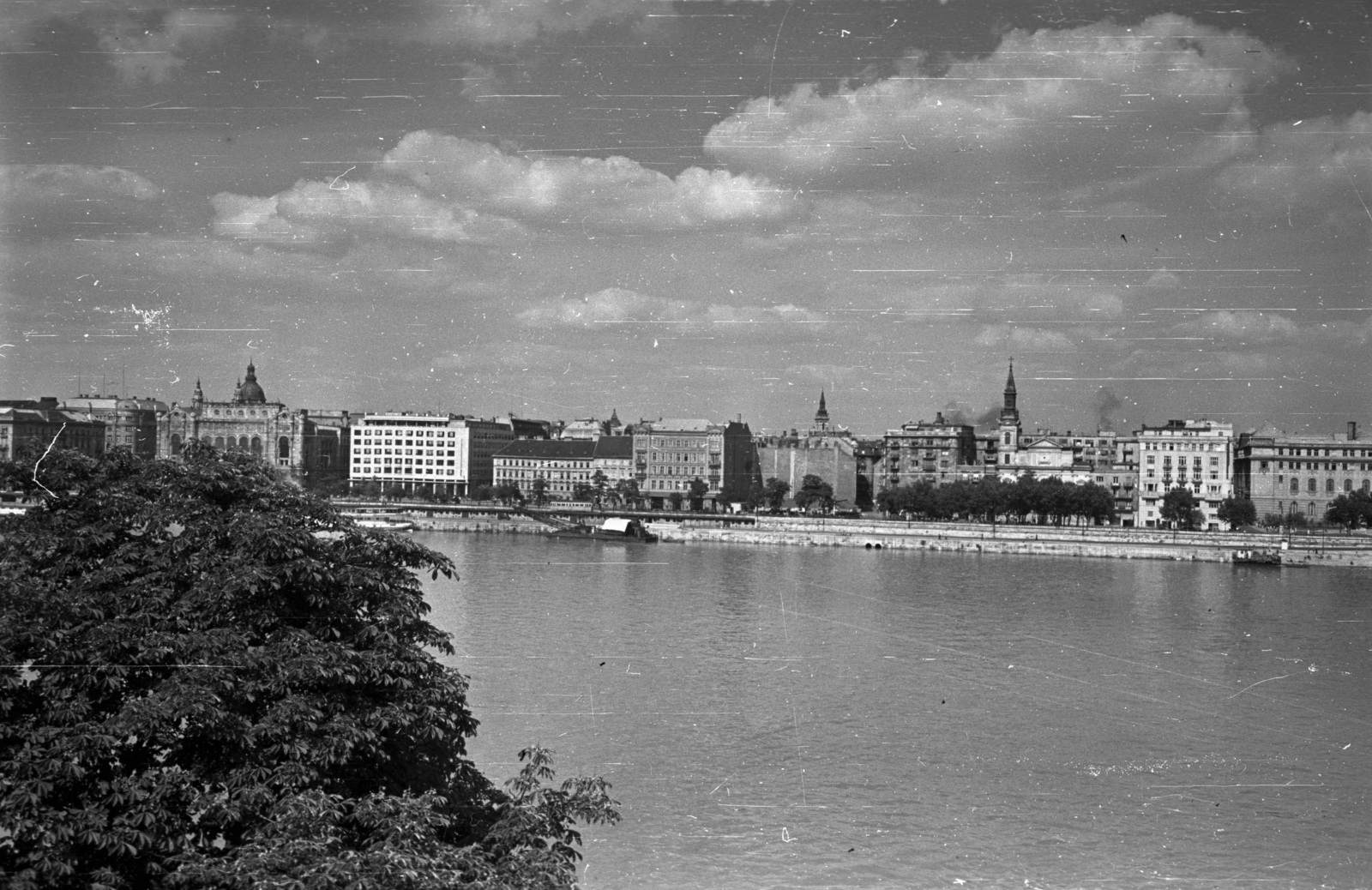 Hungary, Budapest V., Dunakorzó a Várkert (Gróza Péter) rakpart felől nézve., 1959, Bauer Sándor, Budapest, Fortepan #128199