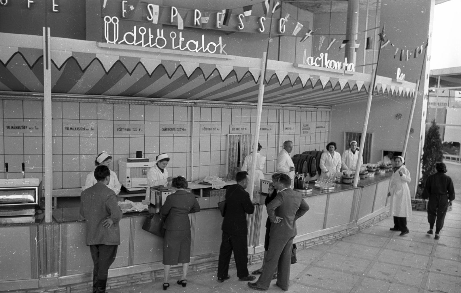 Hungary, Budapest X., Albertirsai úti vásár területe, Országos Mezőgazdasági Kiállítás és Vásár., 1958, Bauer Sándor, neon sign, Budapest, coffee machine, Fortepan #128264