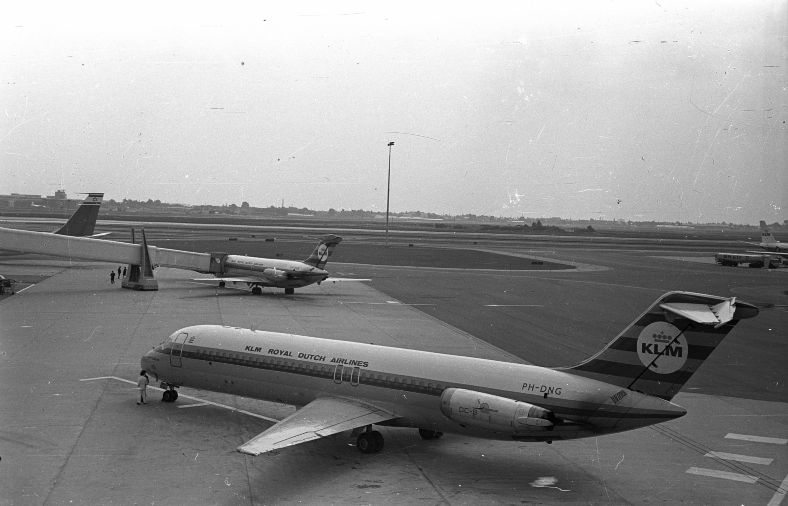 Hollandia, Amszterdam, Schiphol repülőtér., 1972, Bauer Sándor, repülőgép, repülőtér, KLM légitársaság, McDonnell Douglas-márka, McDonnell Douglas DC-9, Fortepan #128401