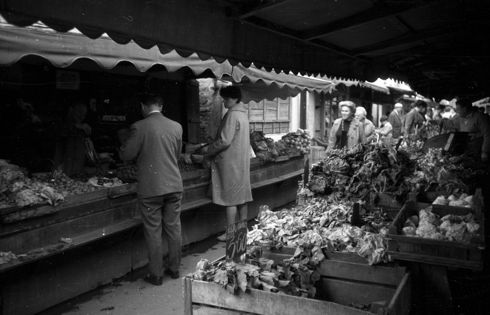 Hungary, Budapest VIII., piac a Kerepesi út - Hungária körút kereszteződésnél., 1969, Bauer Sándor, market, Budapest, Fortepan #128442