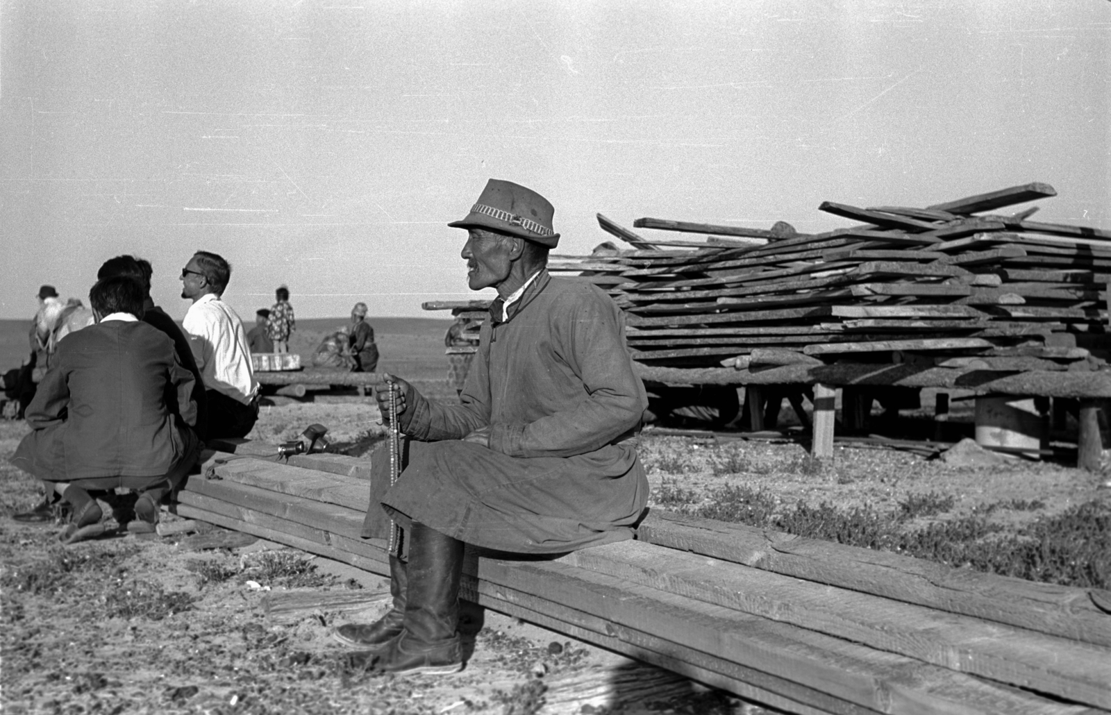 Mongólia, 1969, Bagi Gábor, Bagi Róbert, kalap, fényképezőgép, Fortepan #128601