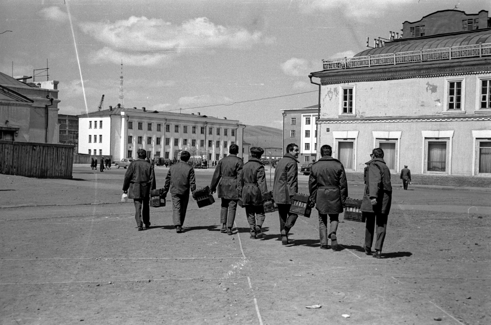 Mongólia, Ulánbátor, 1969, Bagi Gábor, Bagi Róbert, akkumulátor, Fortepan #128628